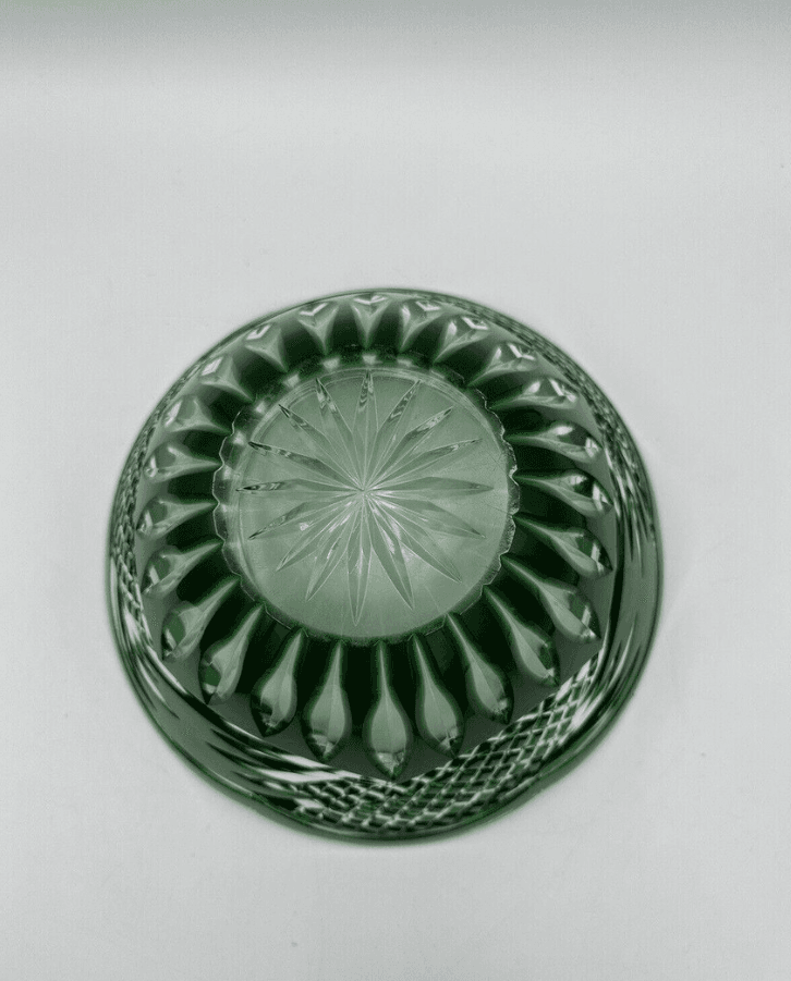 Handcrafted 9.5-Inch Cut and Polished Lead Crystal Salad Bowl - Thumbnail 3