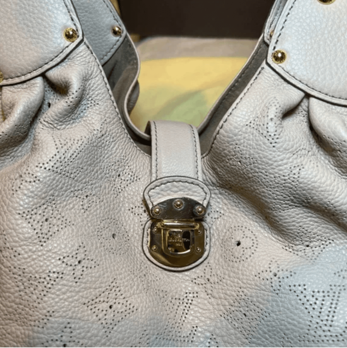 Louis Vuitton Monogram Mahina GM Leather slightly used - Thumbnail 8