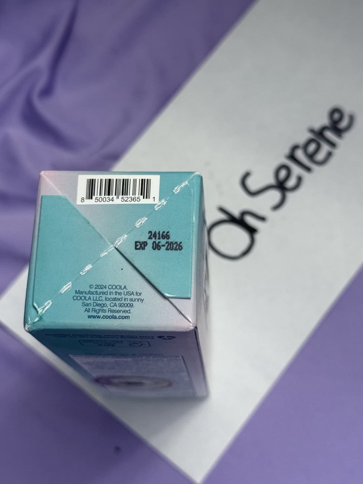 Coola Clear Skin Oil Free Moisturizer 1.1fl Exp 06/26 - Thumbnail 3