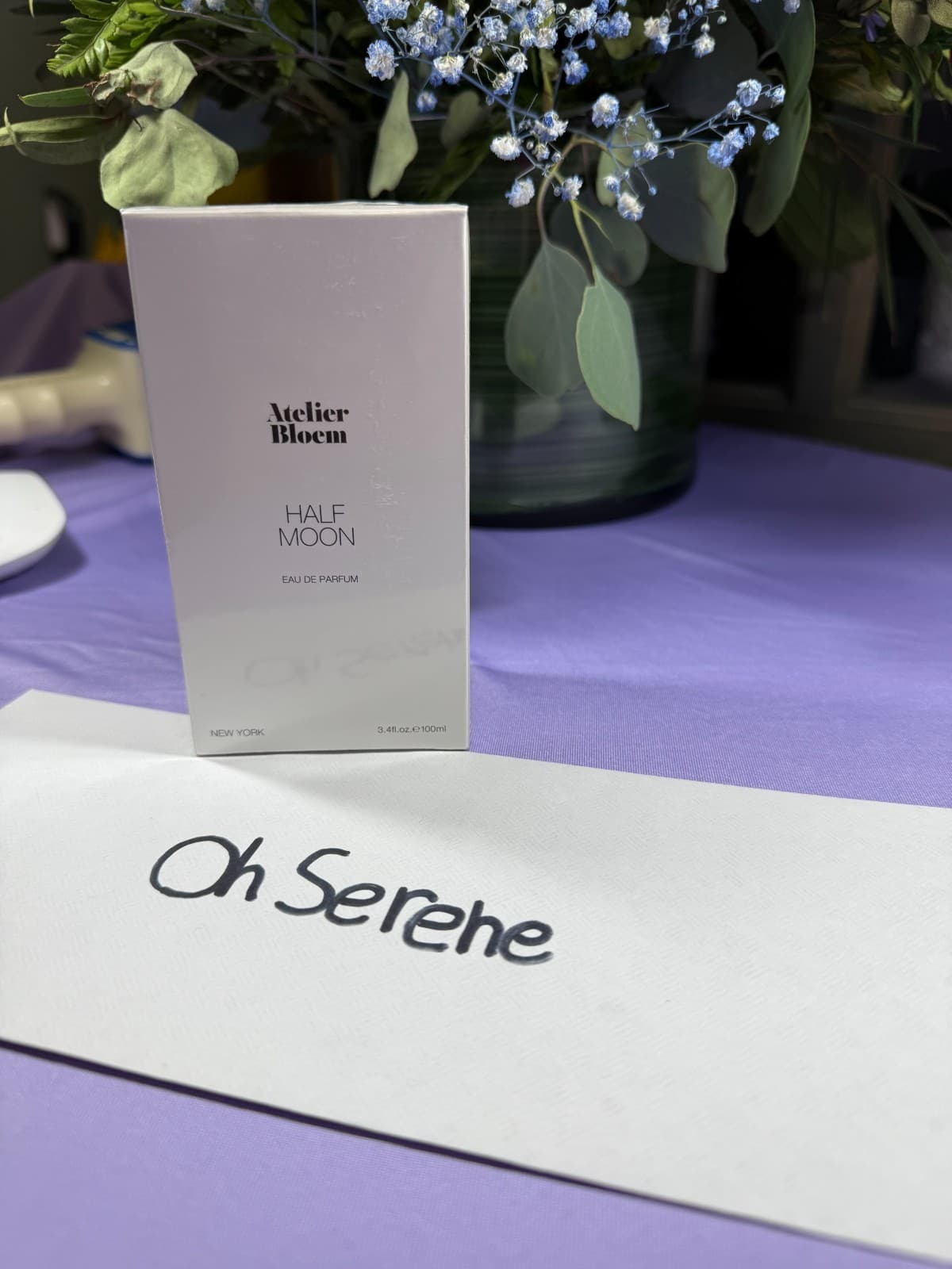 Atelier Bloem Half Moon by Atelier Bloem Eau De Parfum Spray (Unisex) 3.4 oz For - Image 1