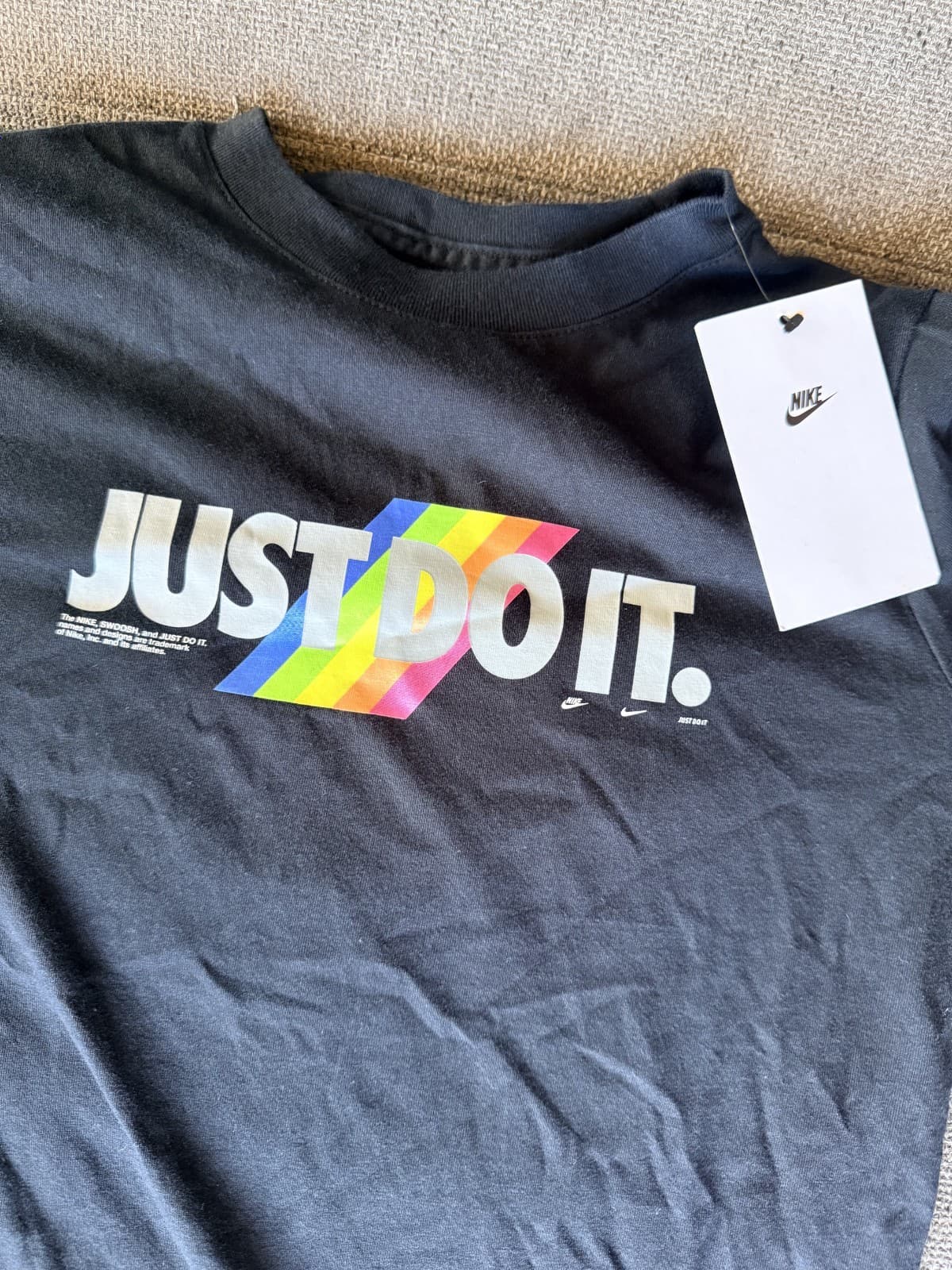 New Nike black kids tshirt size medium - Thumbnail 2