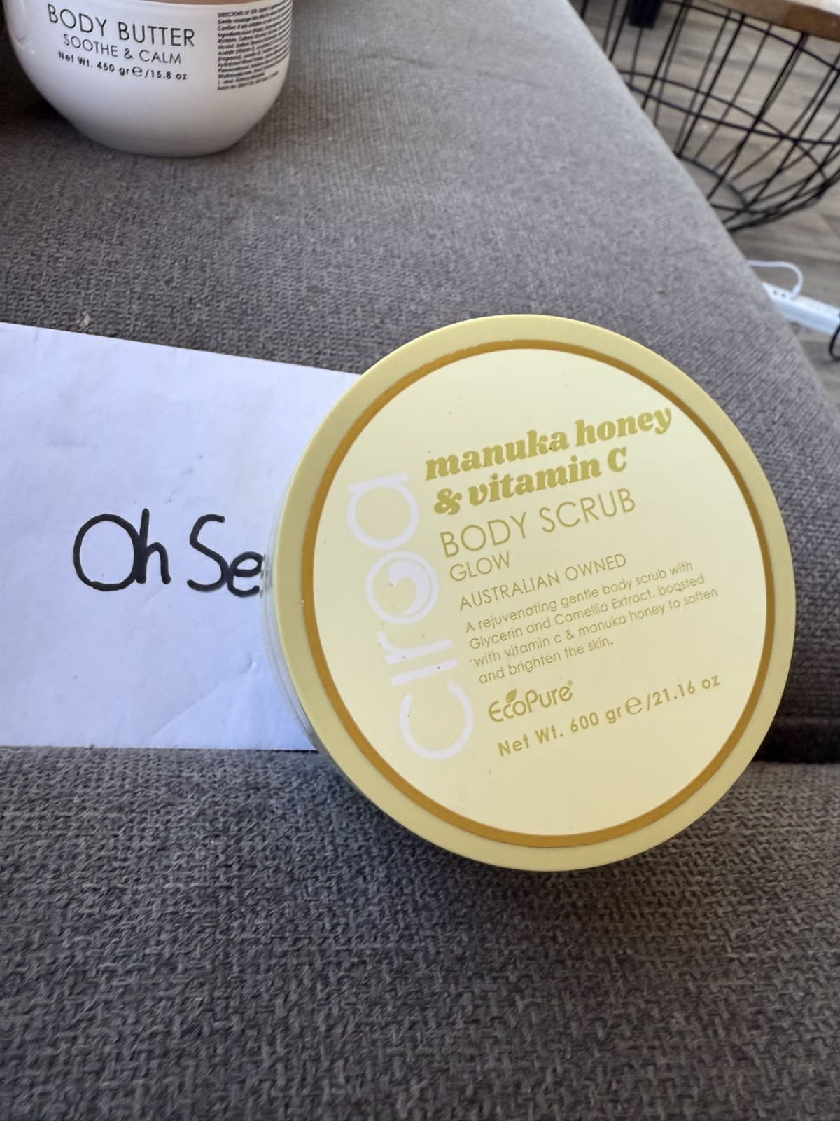 CIROA Manuka Honey & Vitamin C GLOW Body Scrub - Brightens Skin! - NEW! - Image 1