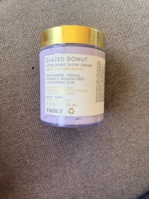 Truly Glazed Donut After Shave Glow Cream 6 oz. - Image 1