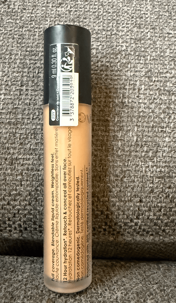 Full Coverage MultiUse Hydrating Concealer 23Y - Thumbnail 3