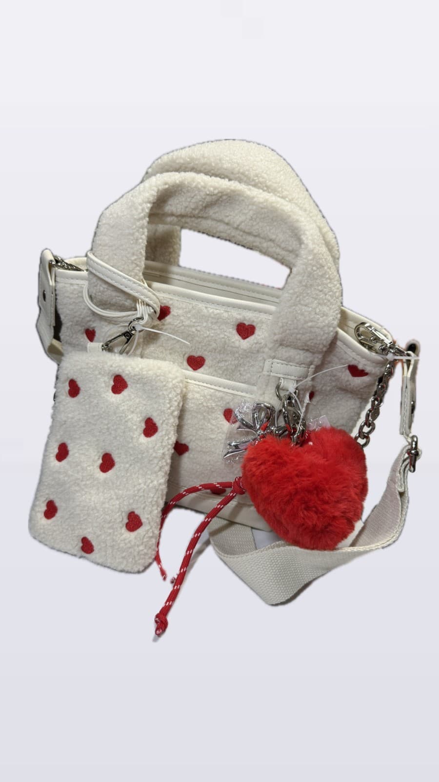 Madden girl faux sherpa heart embrodierd purse - Thumbnail 5