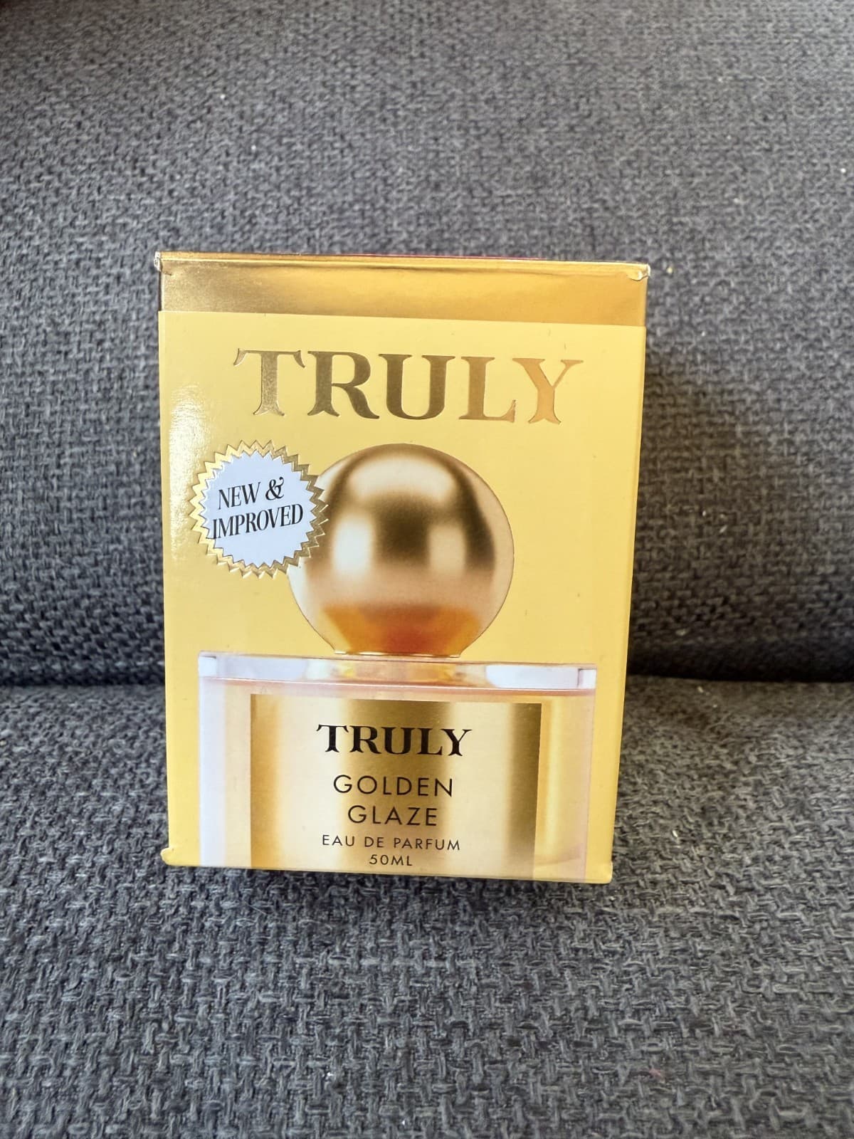 TRULY Golden Glaze Eau de Parfum 1.7floz/50ml NEW IN BOX - Thumbnail 2