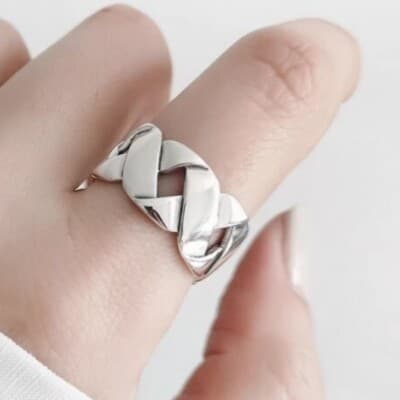 The Woven Beauty Ring in 925 - Image 1