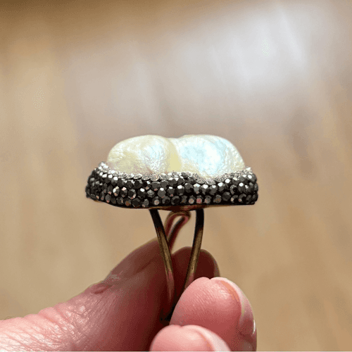 Vintage Statement Pearl Baroque Cocktail ring. - Thumbnail 4
