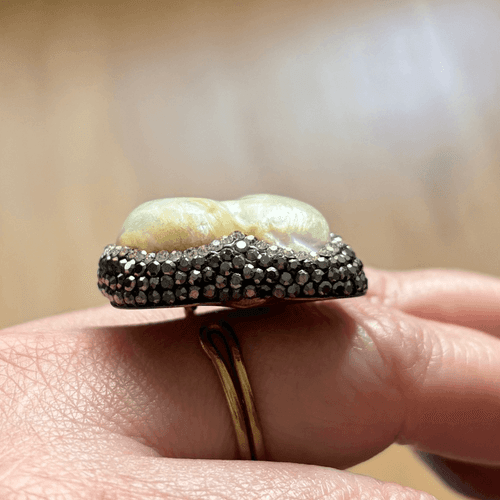 Vintage Statement Pearl Baroque Cocktail ring. - Thumbnail 8