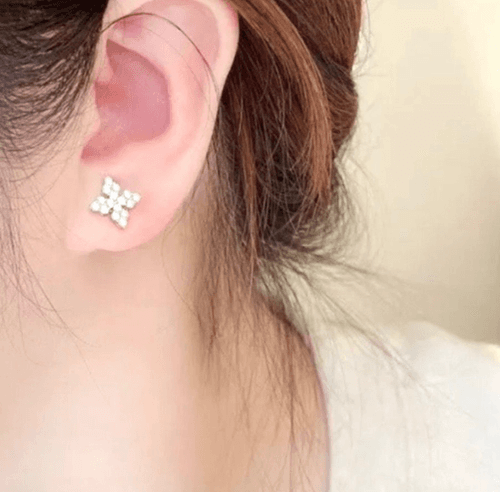 The Fabulous Four Points Dainty 925 stud earrings - Thumbnail 2