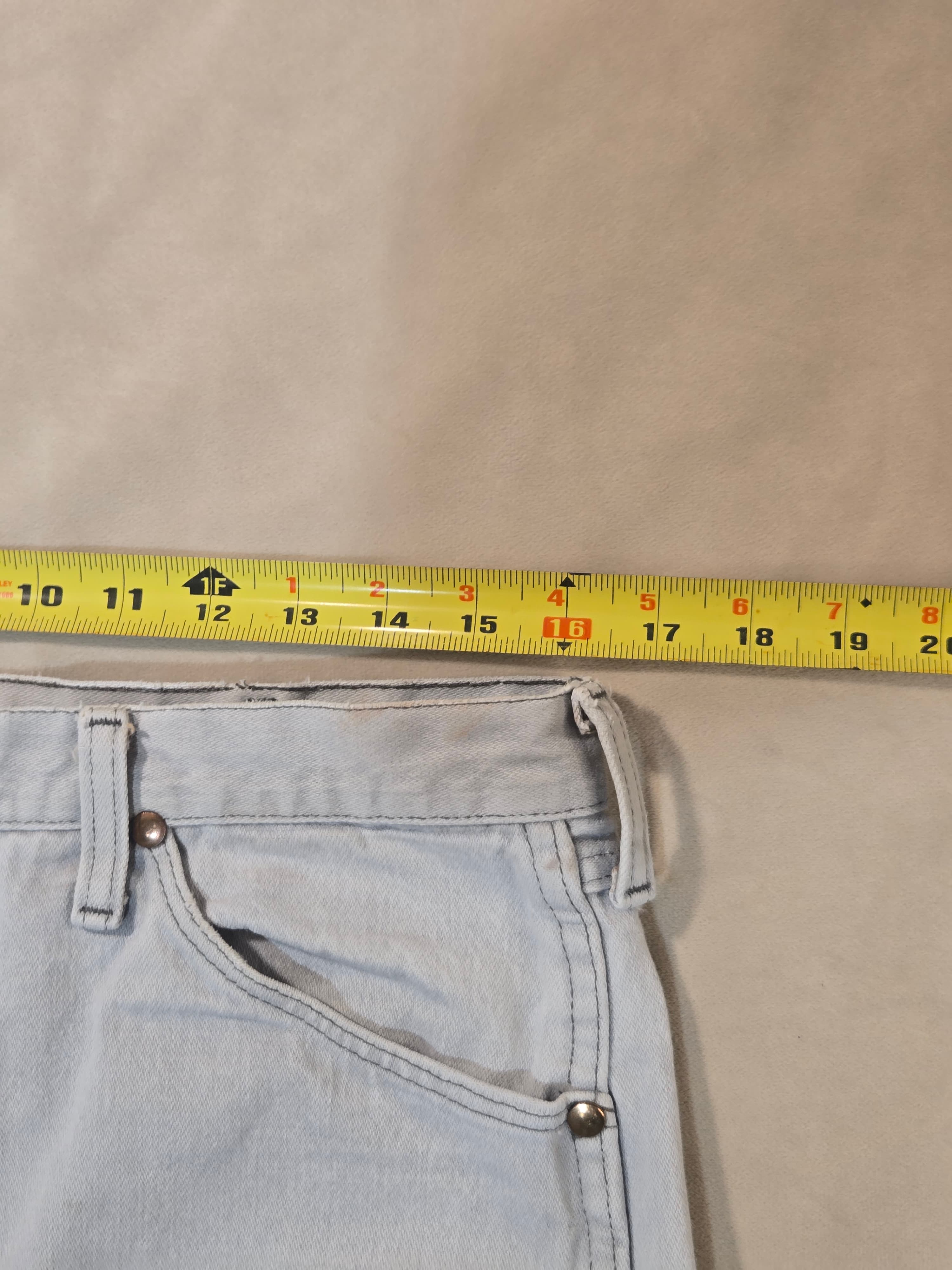 Vintage Wrangler Relaxed Fit Jeans | Light Wash Denim | 36 x 30 (Actual 35x29) - Thumbnail 8