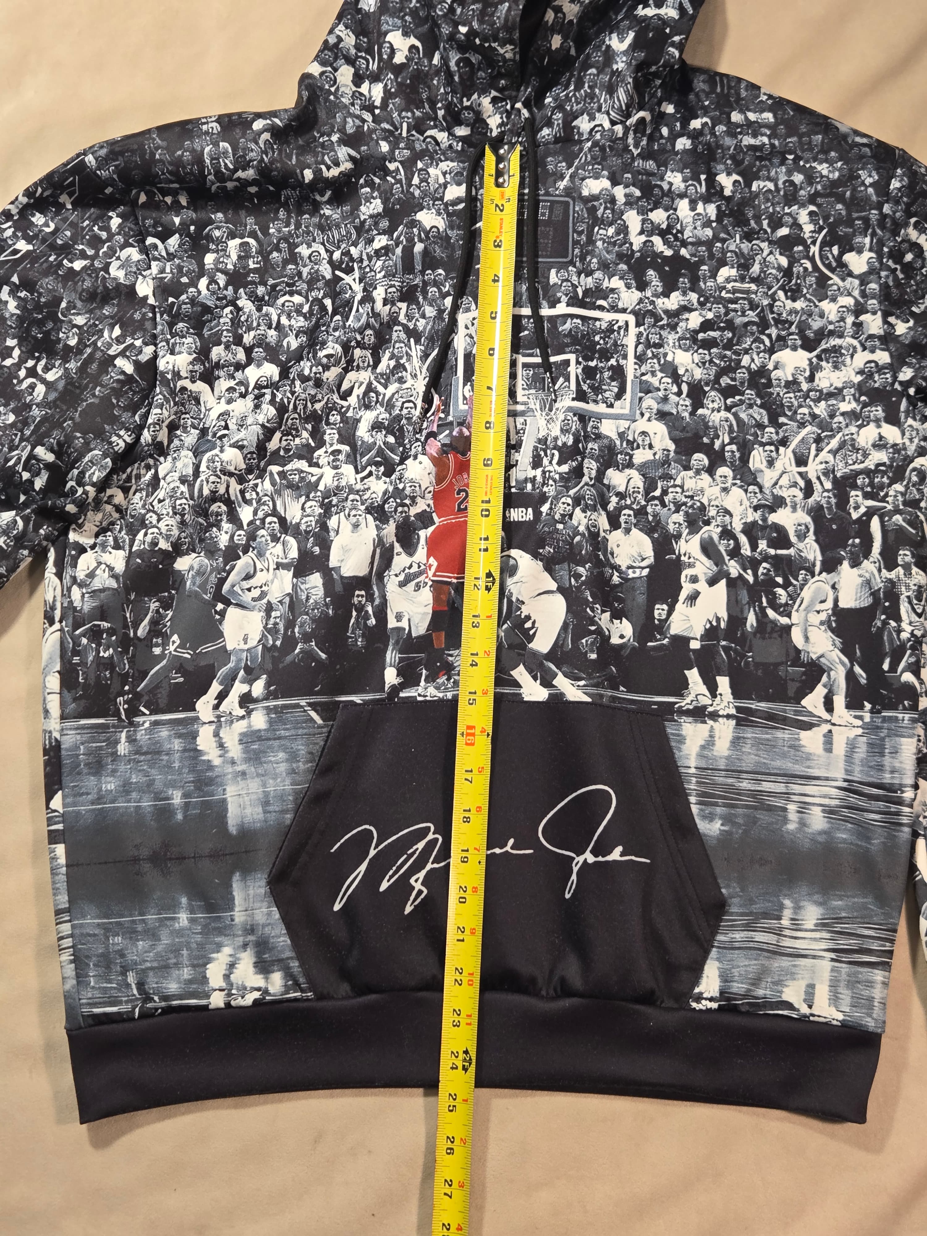Michael Jordan Graphic Hoodie with Signature Print - Thumbnail 12