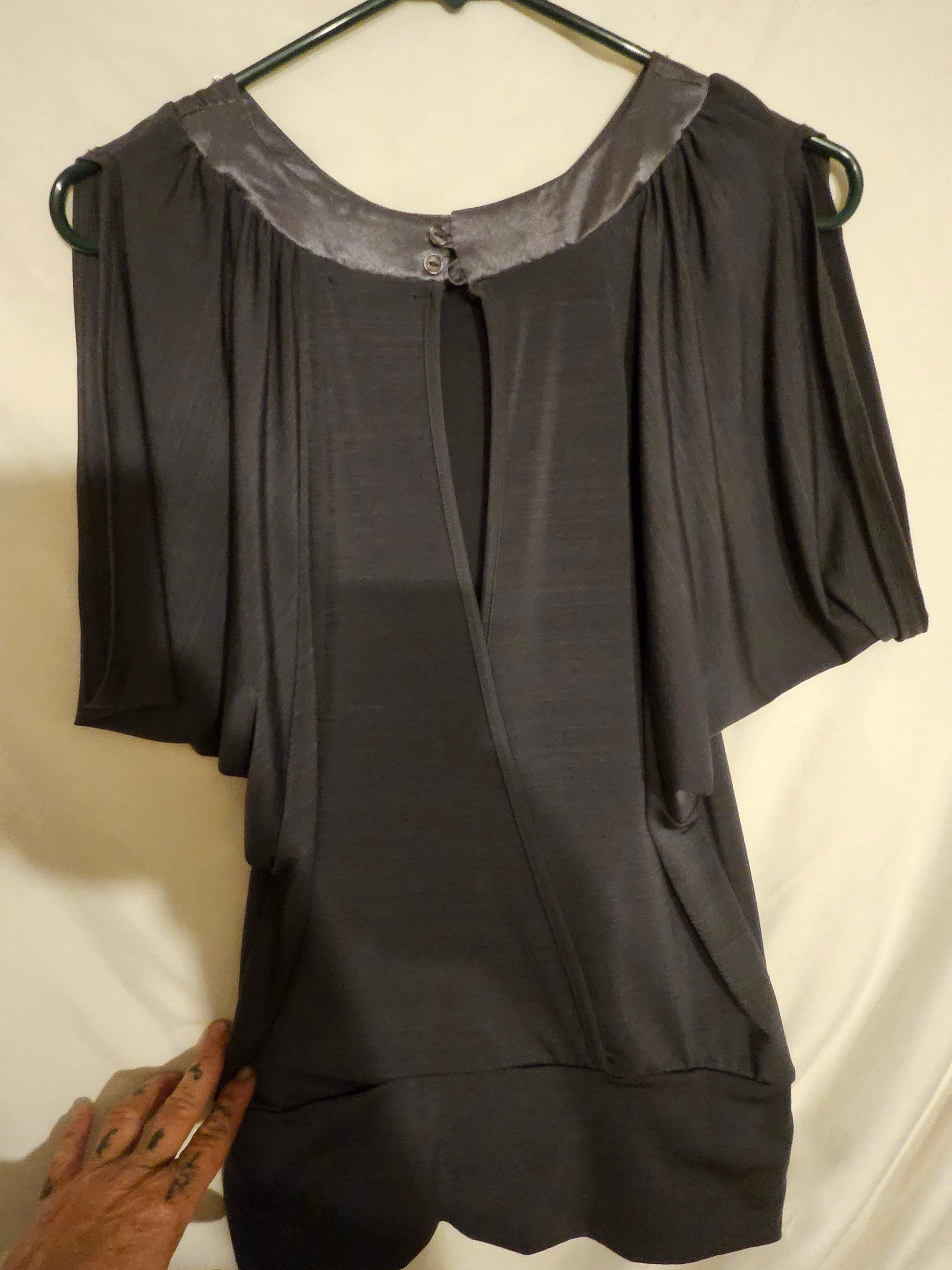 Embellished Dark Gray Tunic Top with Open Back - Thumbnail 3