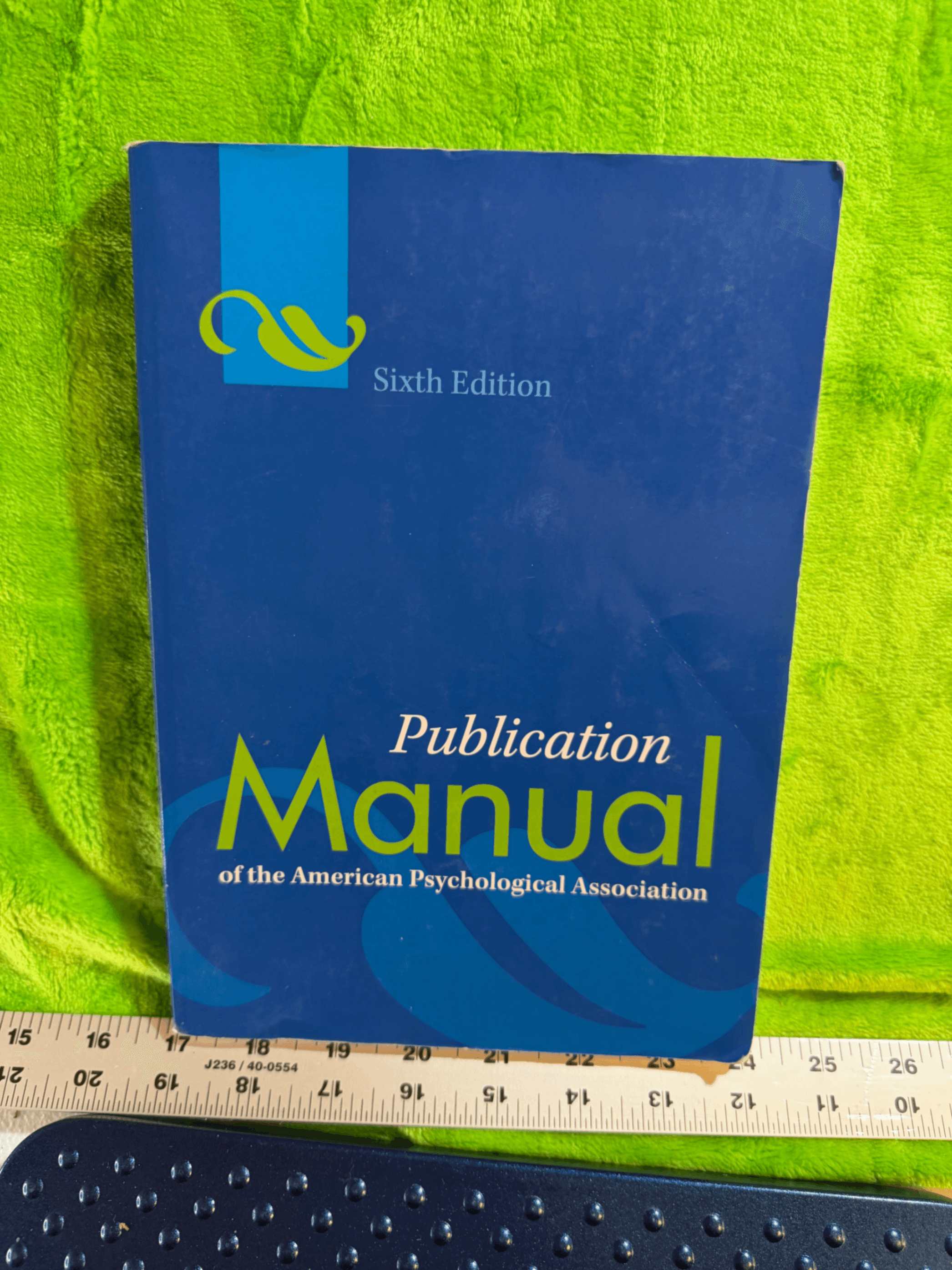 APA Publication Manual Sixth Edition Softcover Book - Image 1