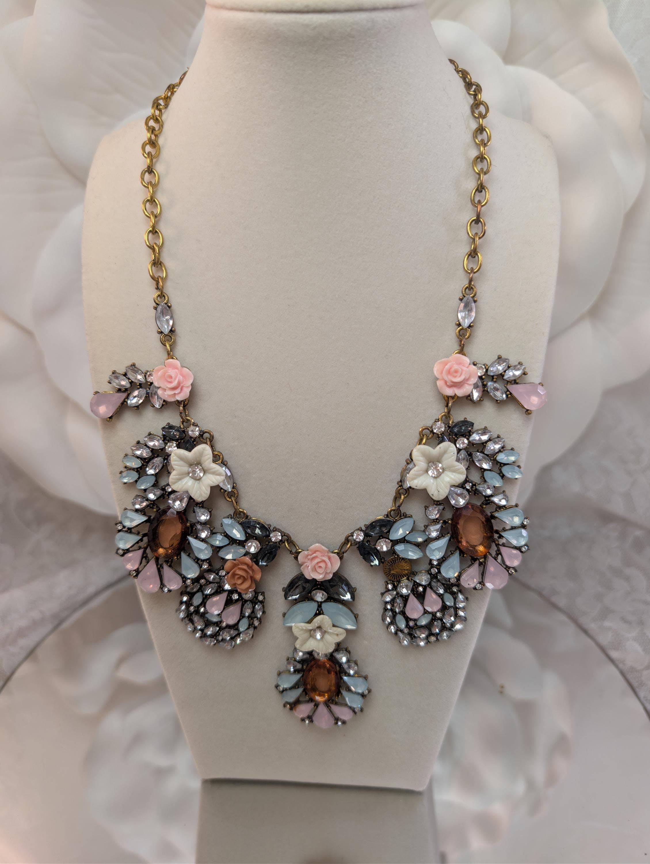 Vintage Floral Rhinestone Statement Necklace: Pastel Pink Blue Bib Cottagecore Jewelry - Thumbnail 2