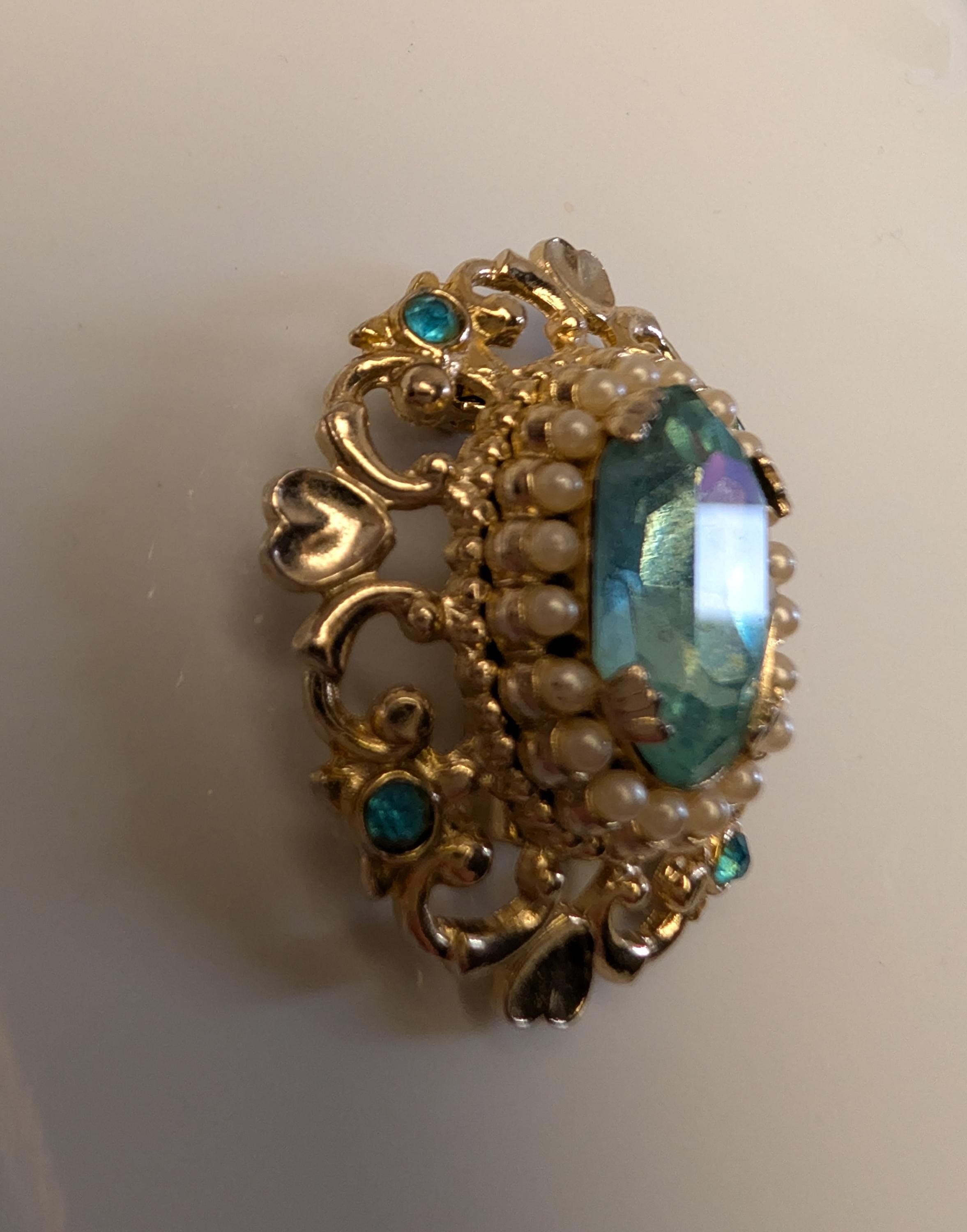 Signed Coro Mid-Century Brooch: Gold Tone Filigree Aqua Blue Rhinestone Faux Pearl Statement Pin - Thumbnail 5