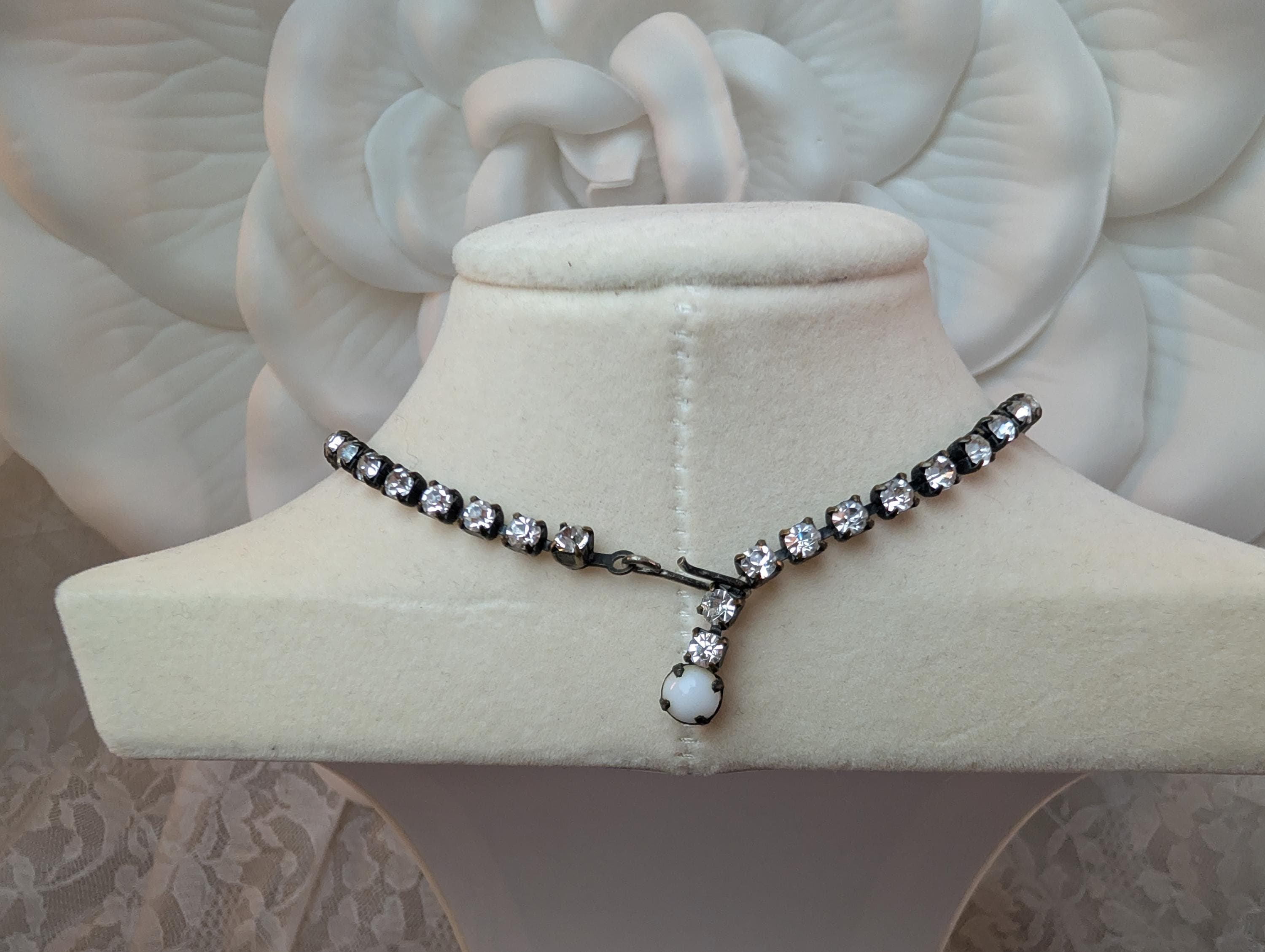 Vintage Black & White Jewelry Trio – 2 Necklaces + Clip-On Earrings – Rhinestone Repair Lot - Thumbnail 3