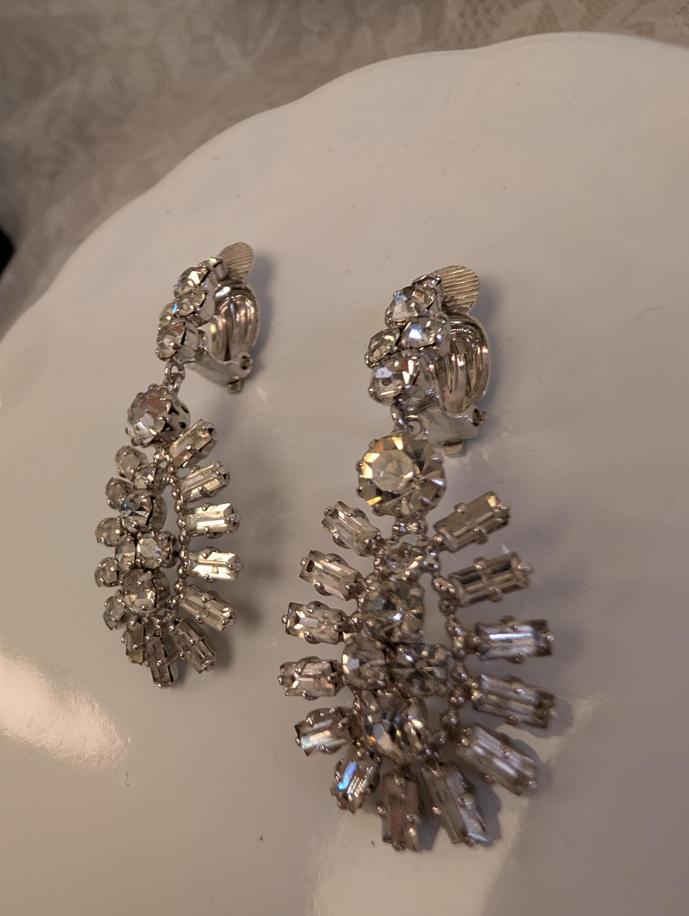 Vintage Rhinestone Statement Drop Earrings Silver Tone Clip-On Art Deco Glam Bridal - Thumbnail 3