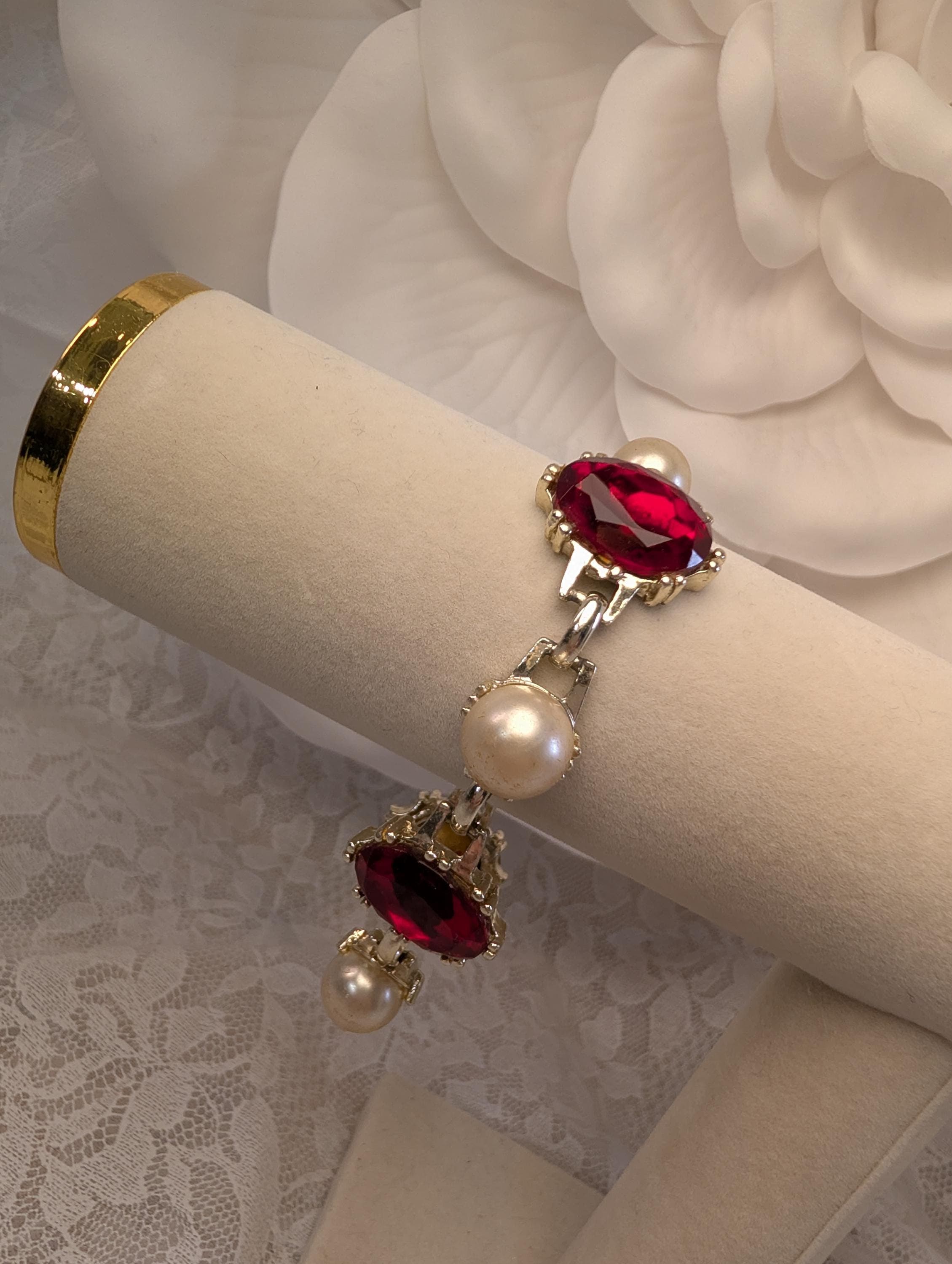 Vintage Faux Pearl Ruby Glass Bracelet Gold Tone Link Bridal Statement Jewelry - Thumbnail 3