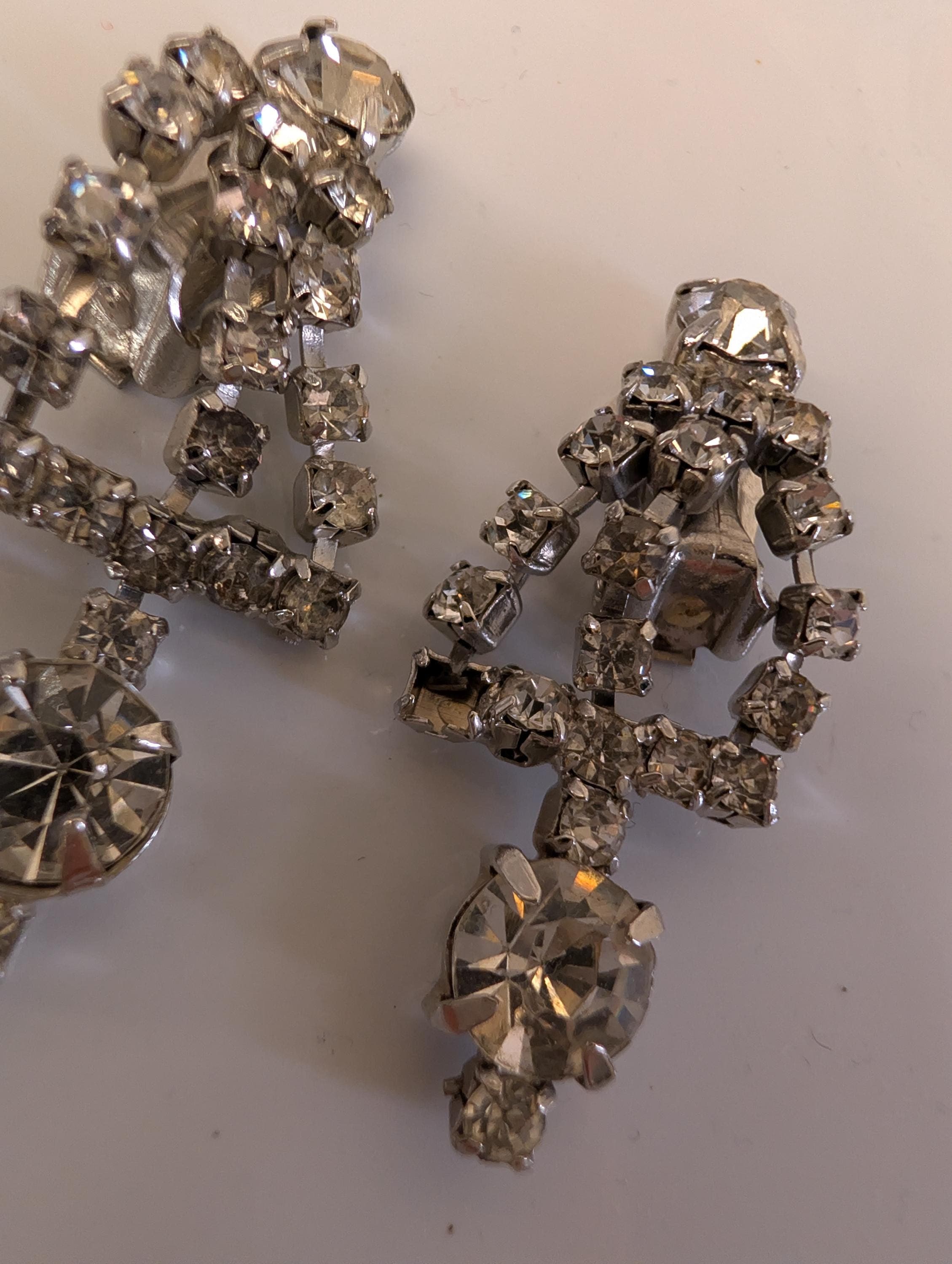 Vintage Rhinestone Drop Earrings Silver Tone Clip-On Dangle Bridal Statement Jewelry - Thumbnail 3