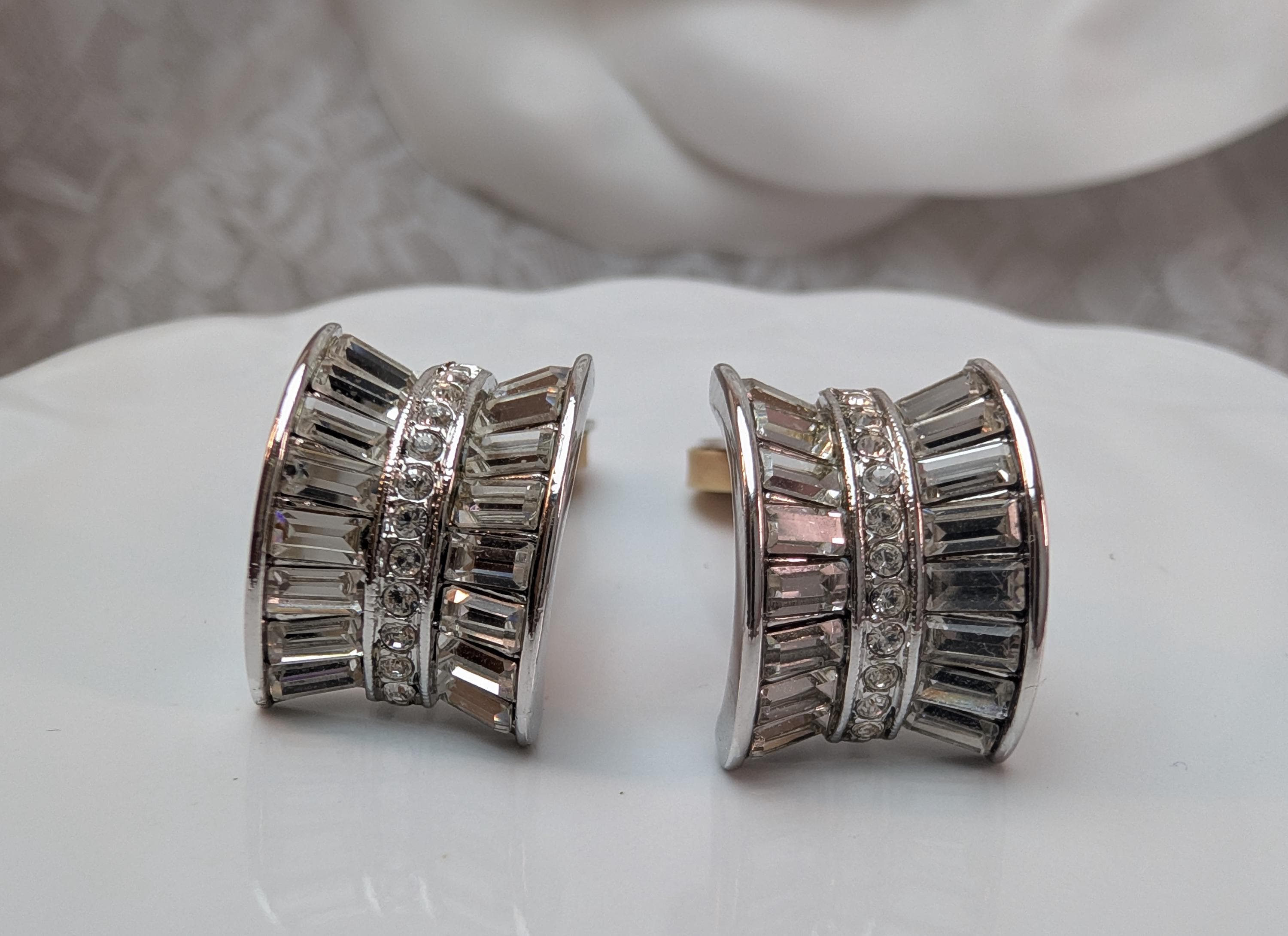 Signed Nolan Miller Silver Tone Baguette Rhinestone Clip Earrings – Art Deco Glam Statement - Thumbnail 4