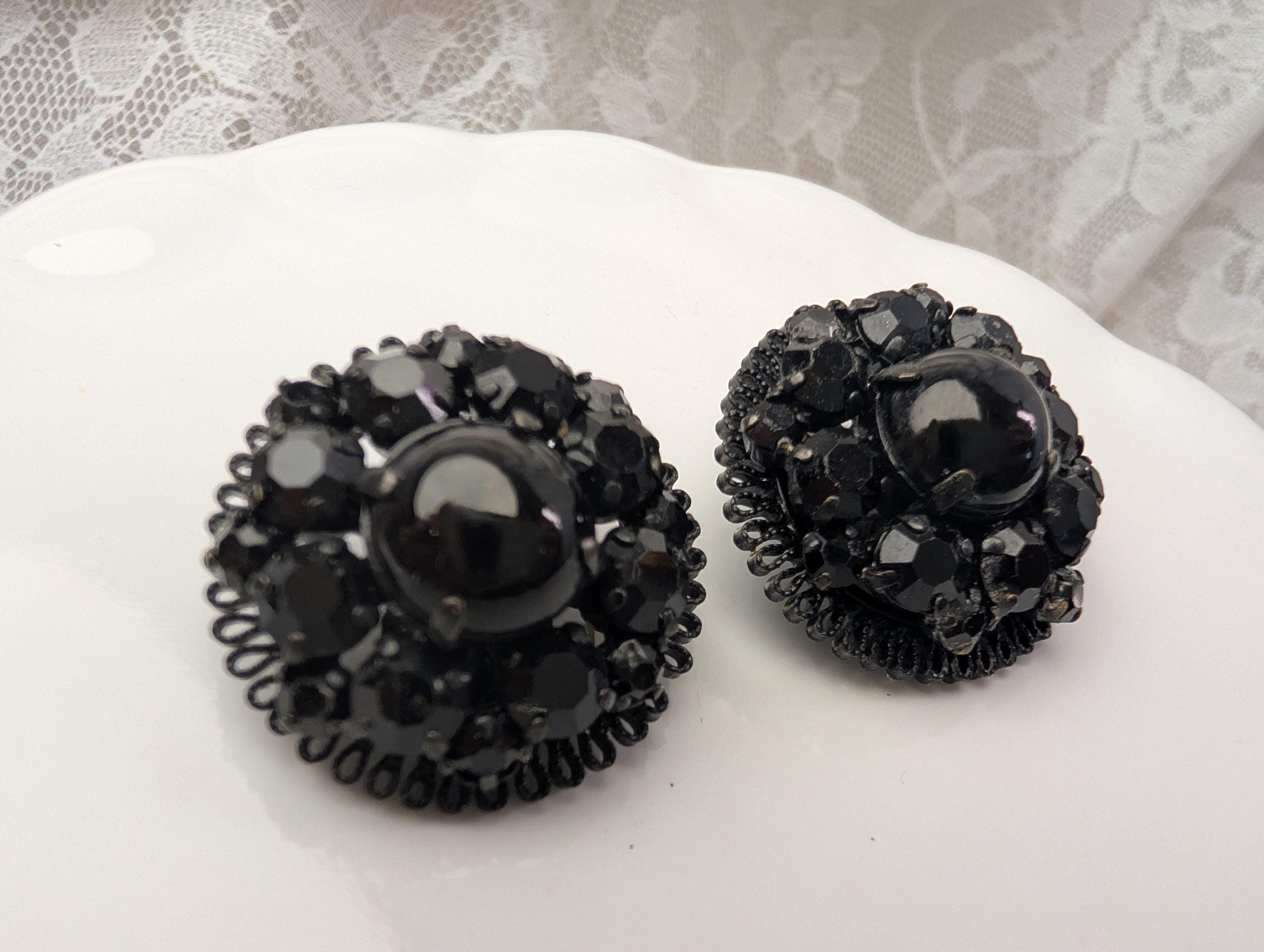 Vintage Japanned Metal Black Glass Cluster Earrings, Mid Century Gothic Statement - Thumbnail 7