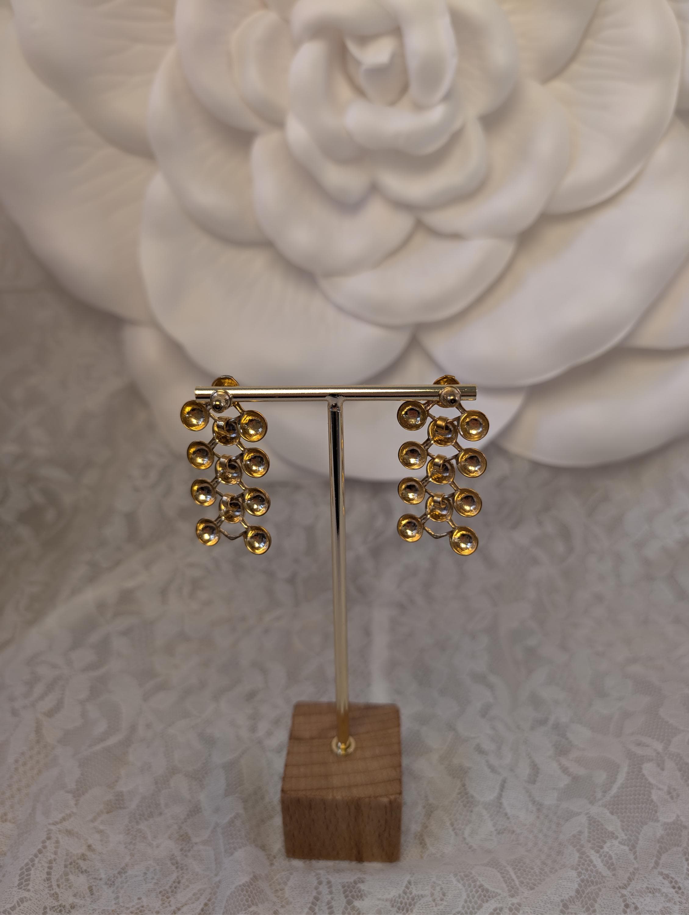 Vintage Gold Tone Statement Collar Necklace and Drop Earrings Set – Retro Mid Century Style - Thumbnail 8