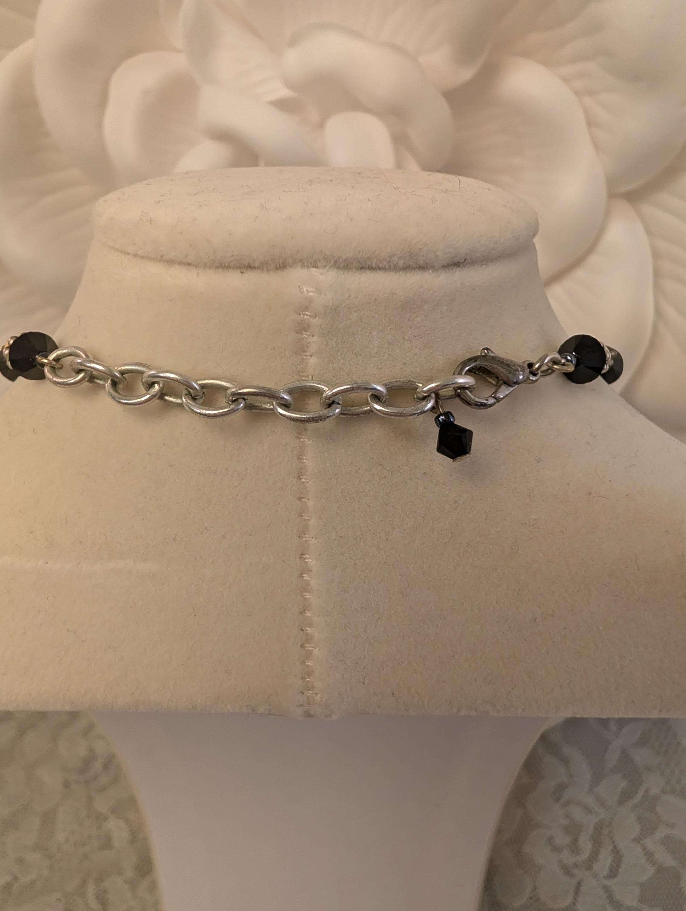 Vintage Black Silver Jewelry Collection – Statement Necklaces, Rhinestone Earrings, Pearl Chain - Thumbnail 16