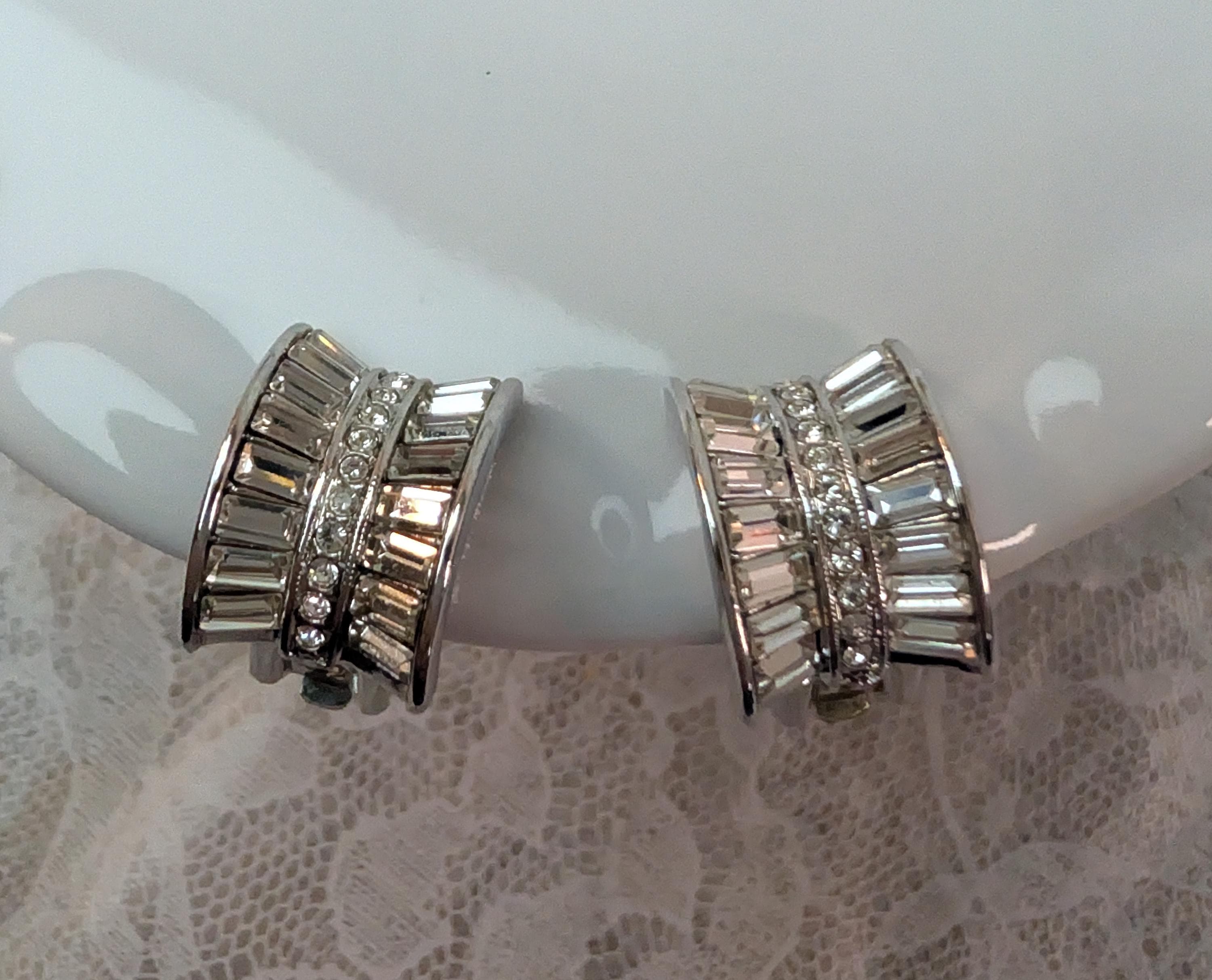 Signed Nolan Miller Silver Tone Baguette Rhinestone Clip Earrings – Art Deco Glam Statement - Thumbnail 2