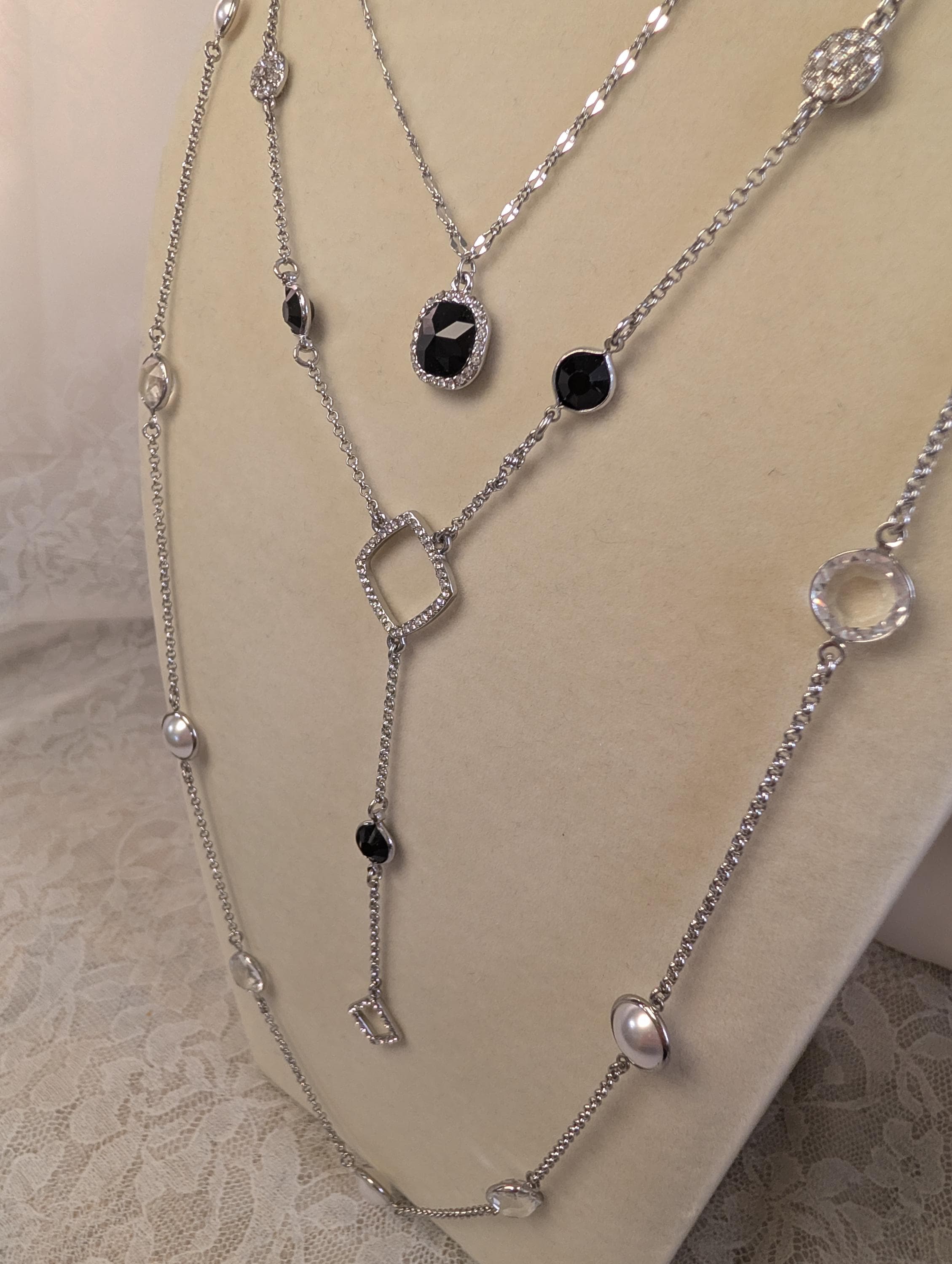 Vintage Black Silver Jewelry Collection – Statement Necklaces, Rhinestone Earrings, Pearl Chain - Thumbnail 6