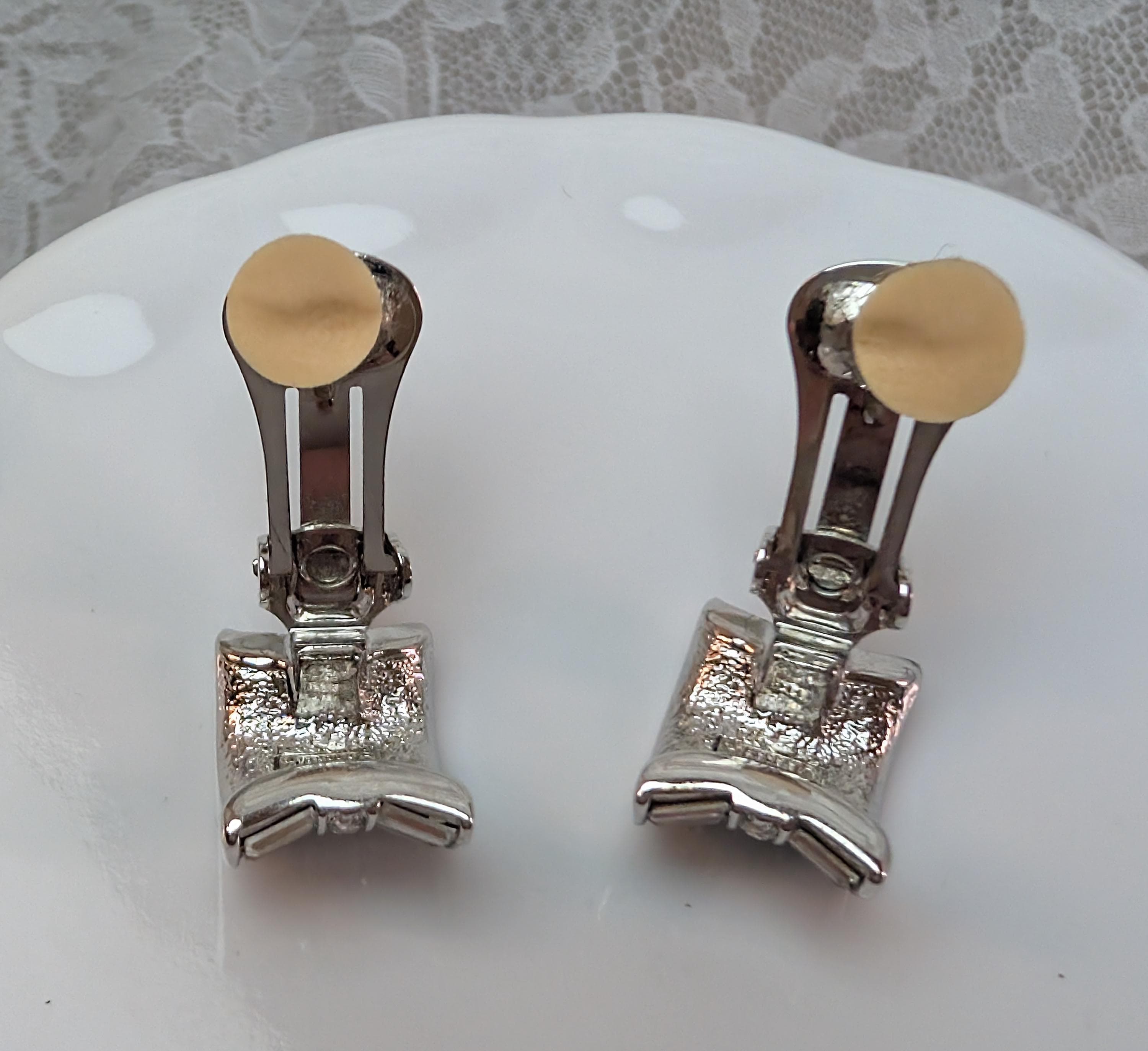 Signed Nolan Miller Silver Tone Baguette Rhinestone Clip Earrings – Art Deco Glam Statement - Thumbnail 6