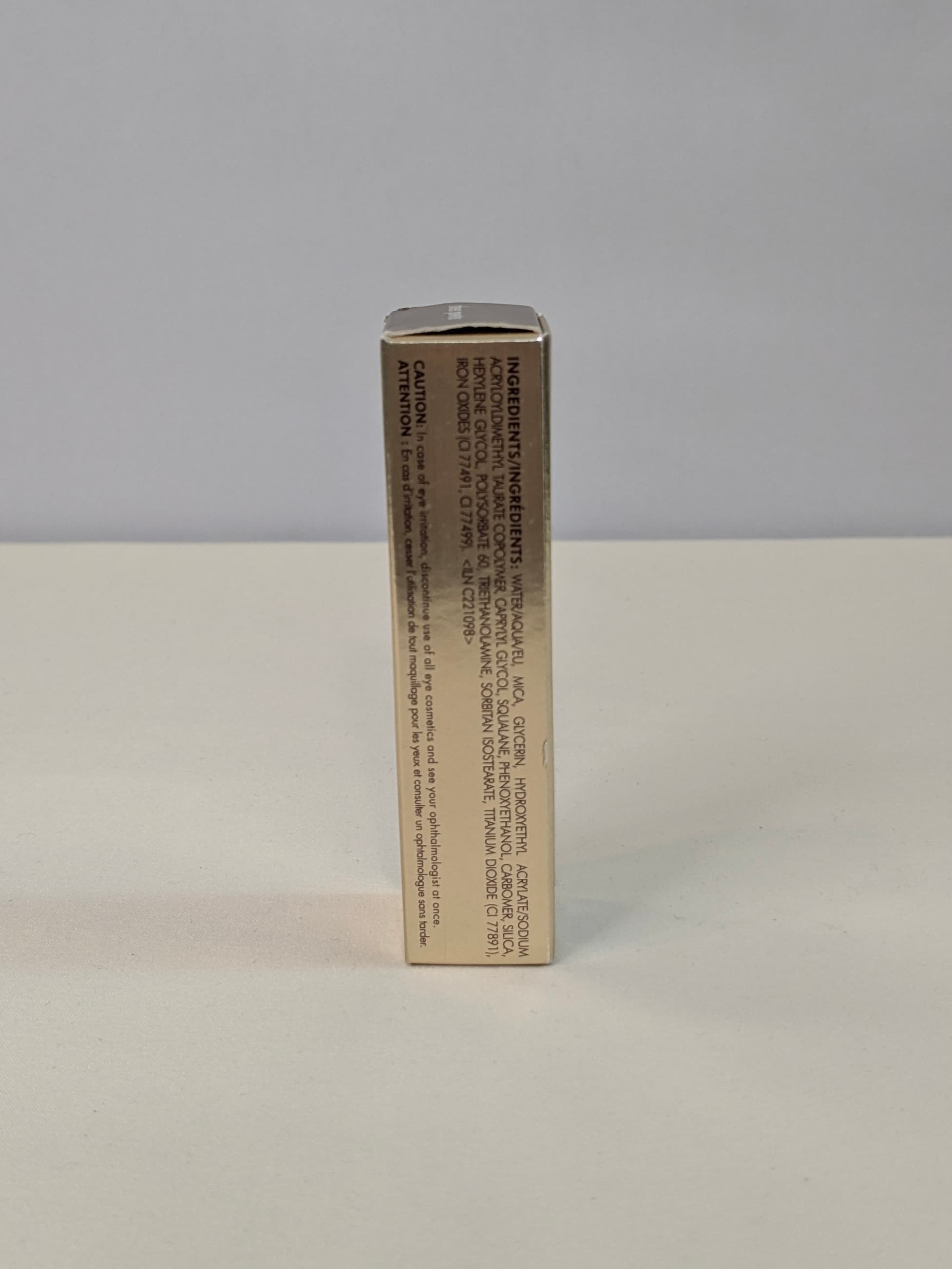 Stila Suede Shade Liquid Eye Shadow with Soft-Matte Finish - Thumbnail 4
