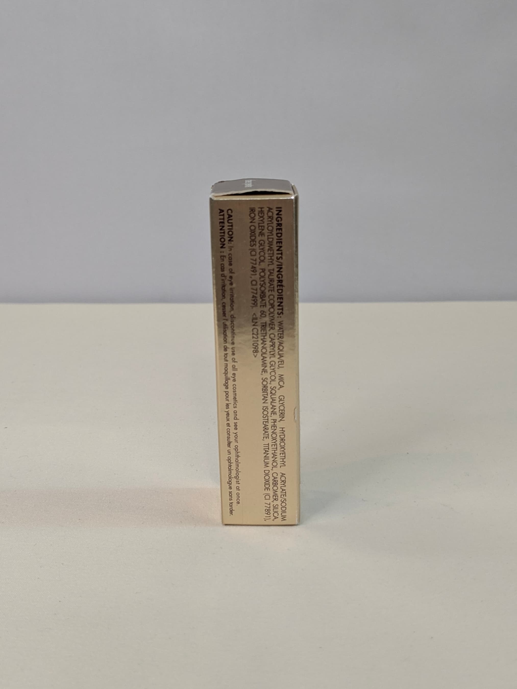 Stila Suede Shade Liquid Eye Shadow with Soft-Matte Finish - Thumbnail 3