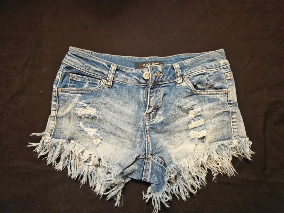Distressed Denim Cutoff Shorts with Frayed Hem - Thumbnail 4