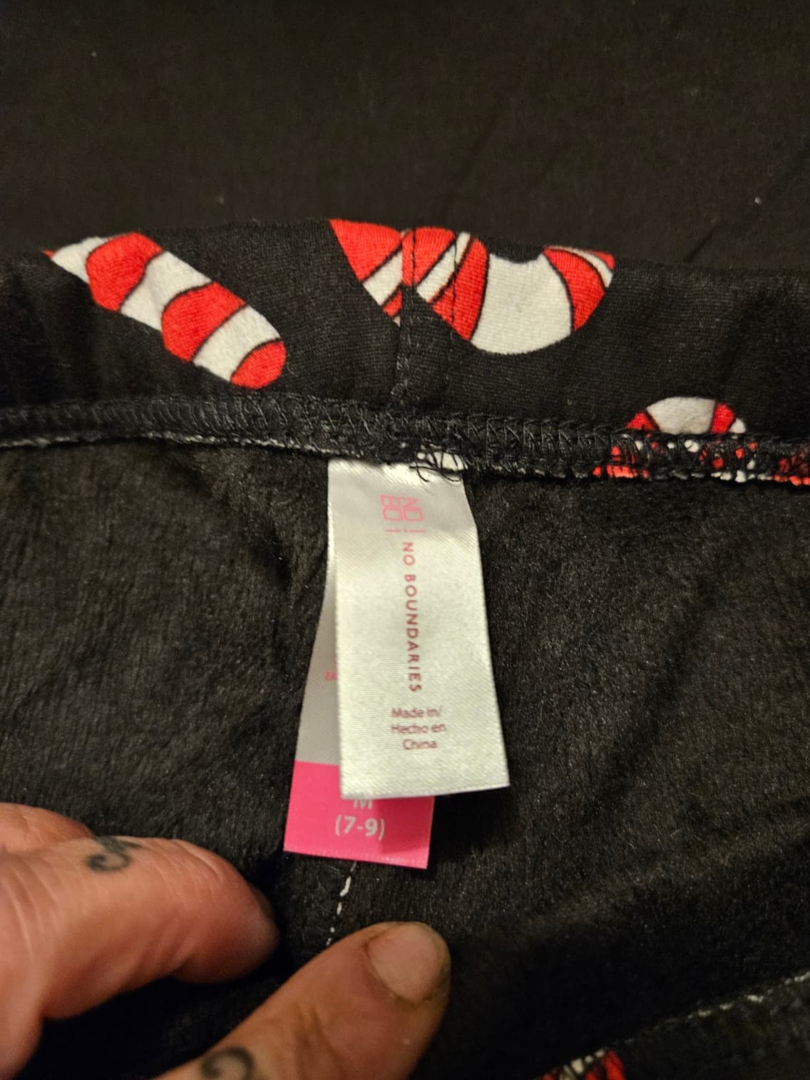 Candy Cane Print Leggings Black Red White - Thumbnail 2