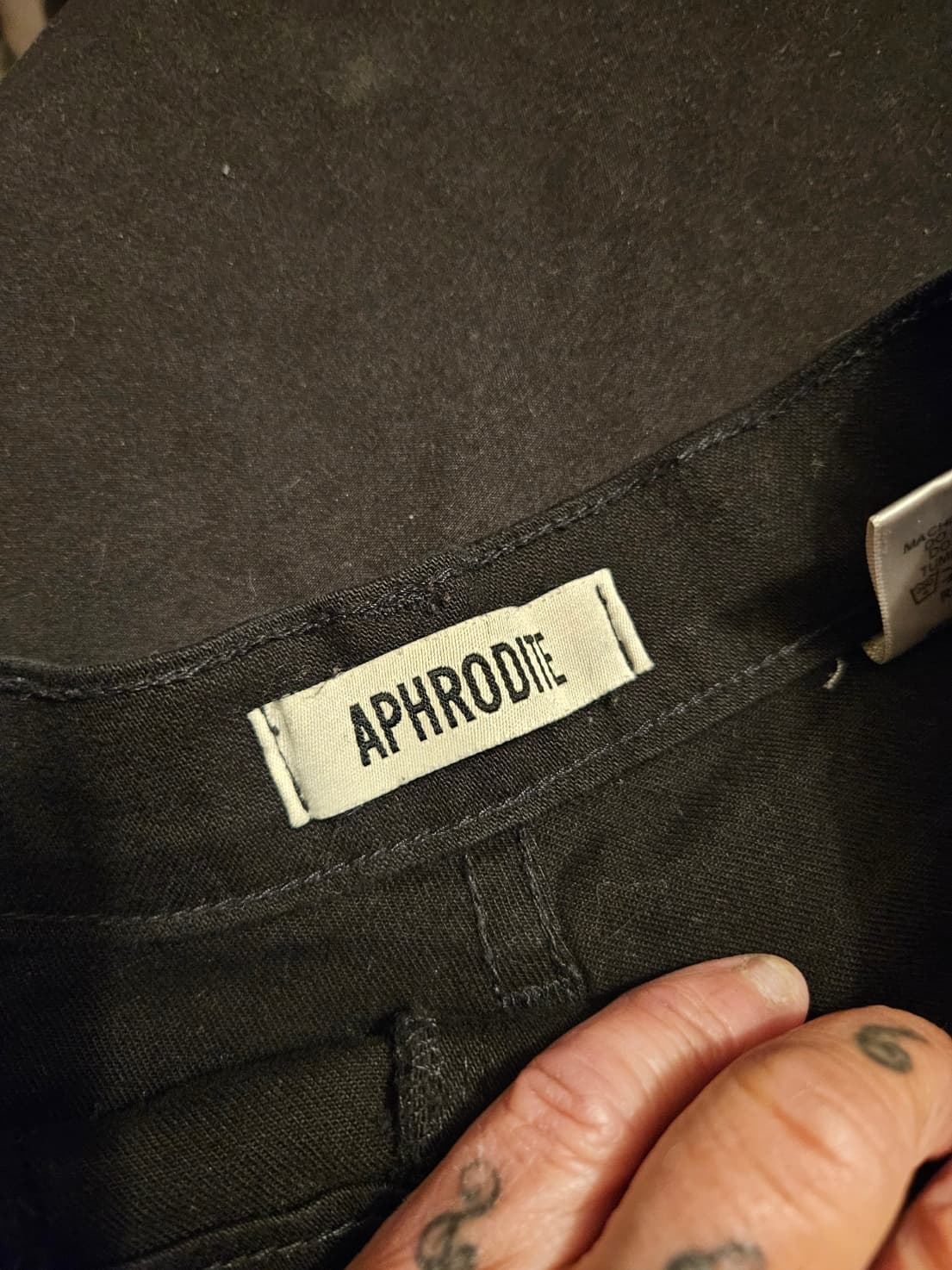 Black Denim Jeans with Rear Pockets - Thumbnail 3