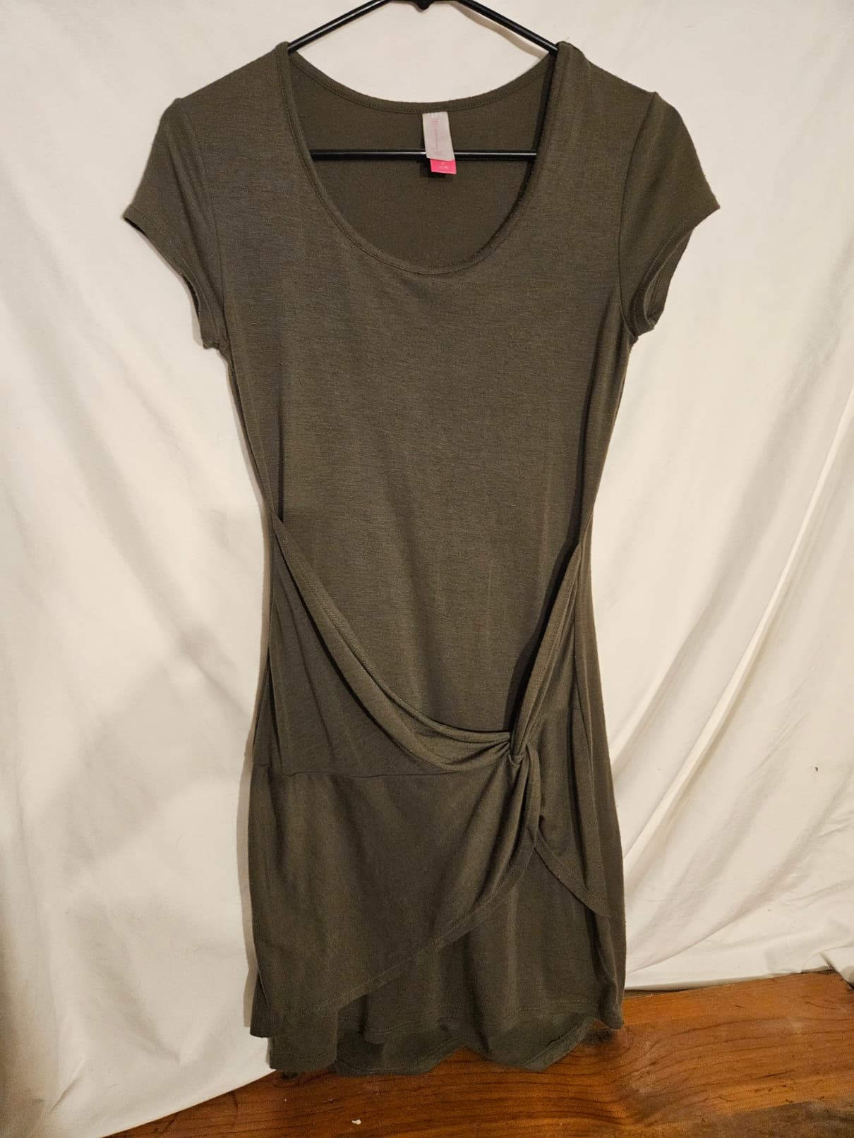Olive Green Short Sleeve Dress with Knot Detail - Image 1