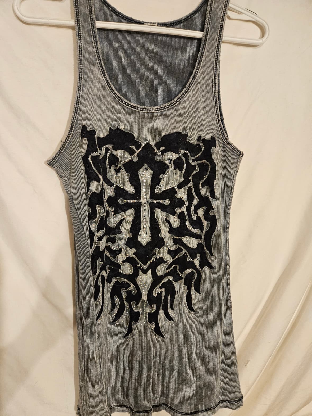 Embellished Gray Tank Top with Black Applique Design - Image 1