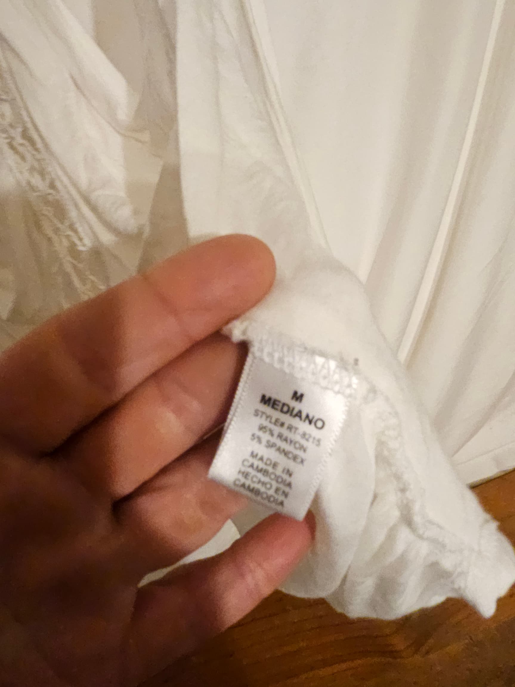 White Crochet Back Sleeveless Cardigan - Thumbnail 2