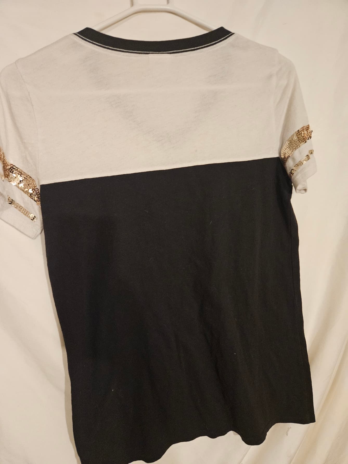Victoria's Secret PINK Sequin Logo V-Neck T-Shirt - Thumbnail 2