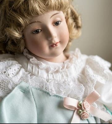 Hamilton Collection The Seamstress Doll Maud Humphrey Bogart Porcelain Chair - Thumbnail 2