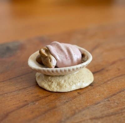 Wee Forest Folk M-289a Wee Sea Baby Mouse Pink Blanket Shell Miniature Figurine - Thumbnail 2