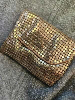 Vintage Gold Tone Metal Mesh Foldover Purse Wallet Clutch Evening Bag - Image 1