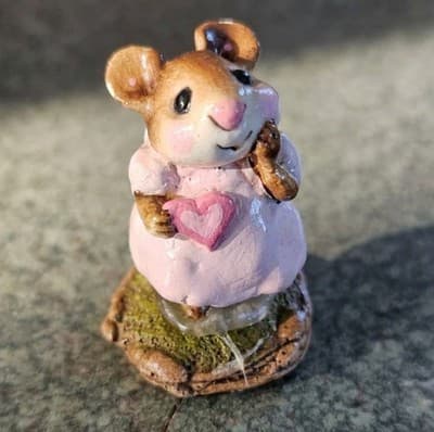 Annette Petersen Handmade Clay Mouse Figurine Pink Dress Heart Collectible 1982 - Image 1