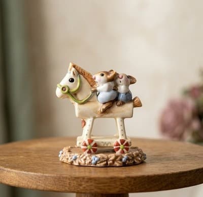 Annette Petersen Handmade Clay Mouse Figurine Riding Rocking Horse 1981 - Thumbnail 4