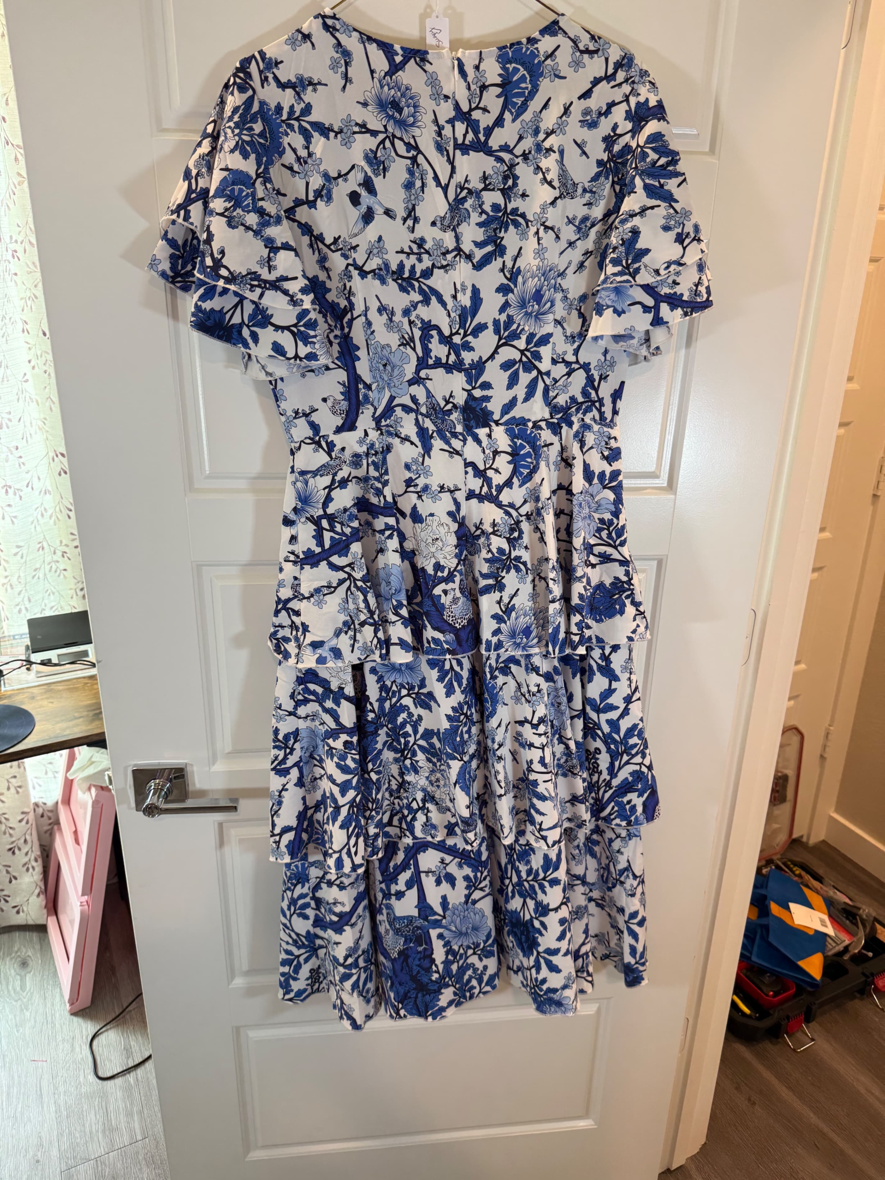 SHEIN Blue Floral Print Midi Dress Size M - Image 1