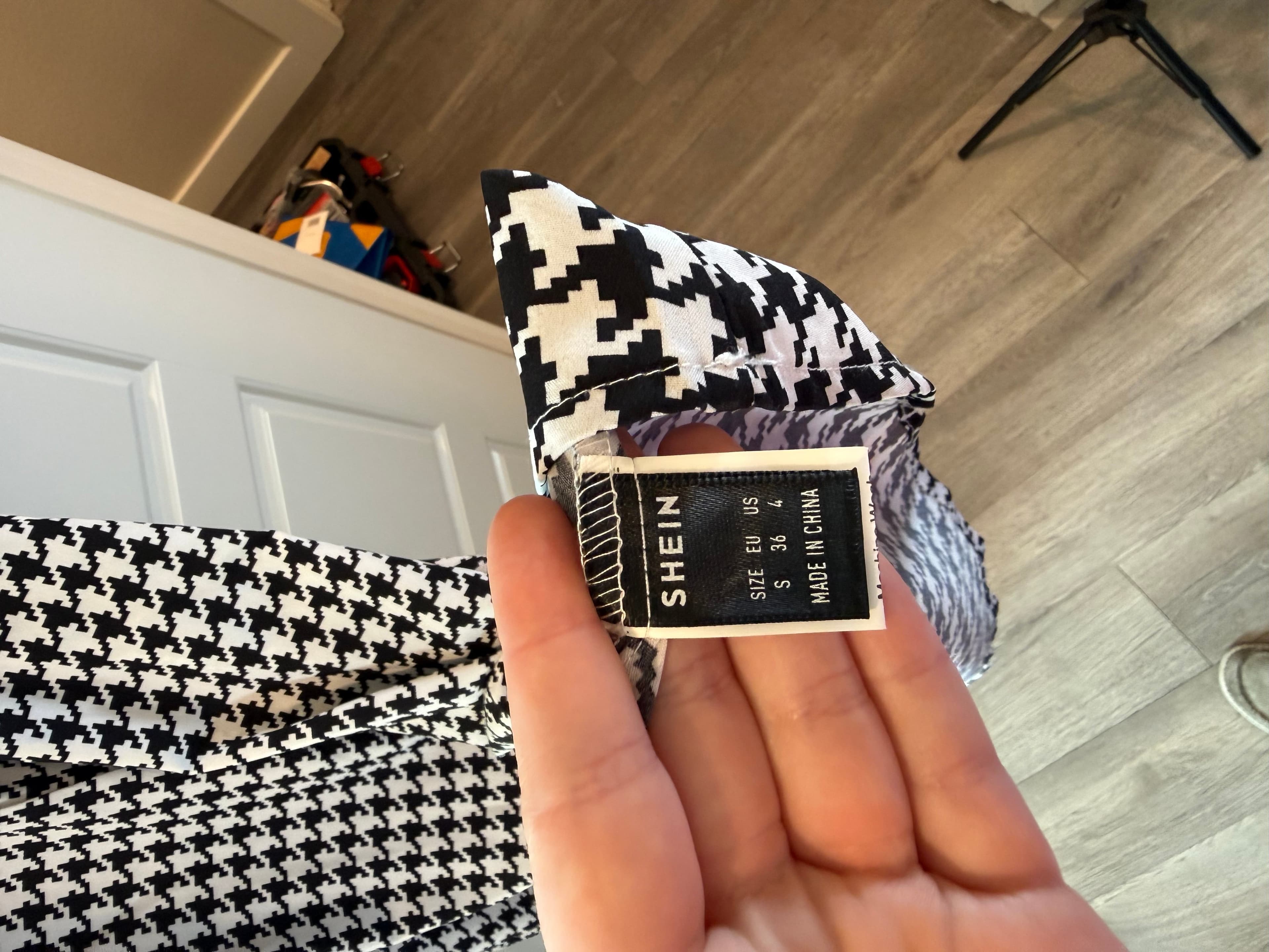 SHEIN Houndstooth Long Sleeve Dress Size S - Thumbnail 2