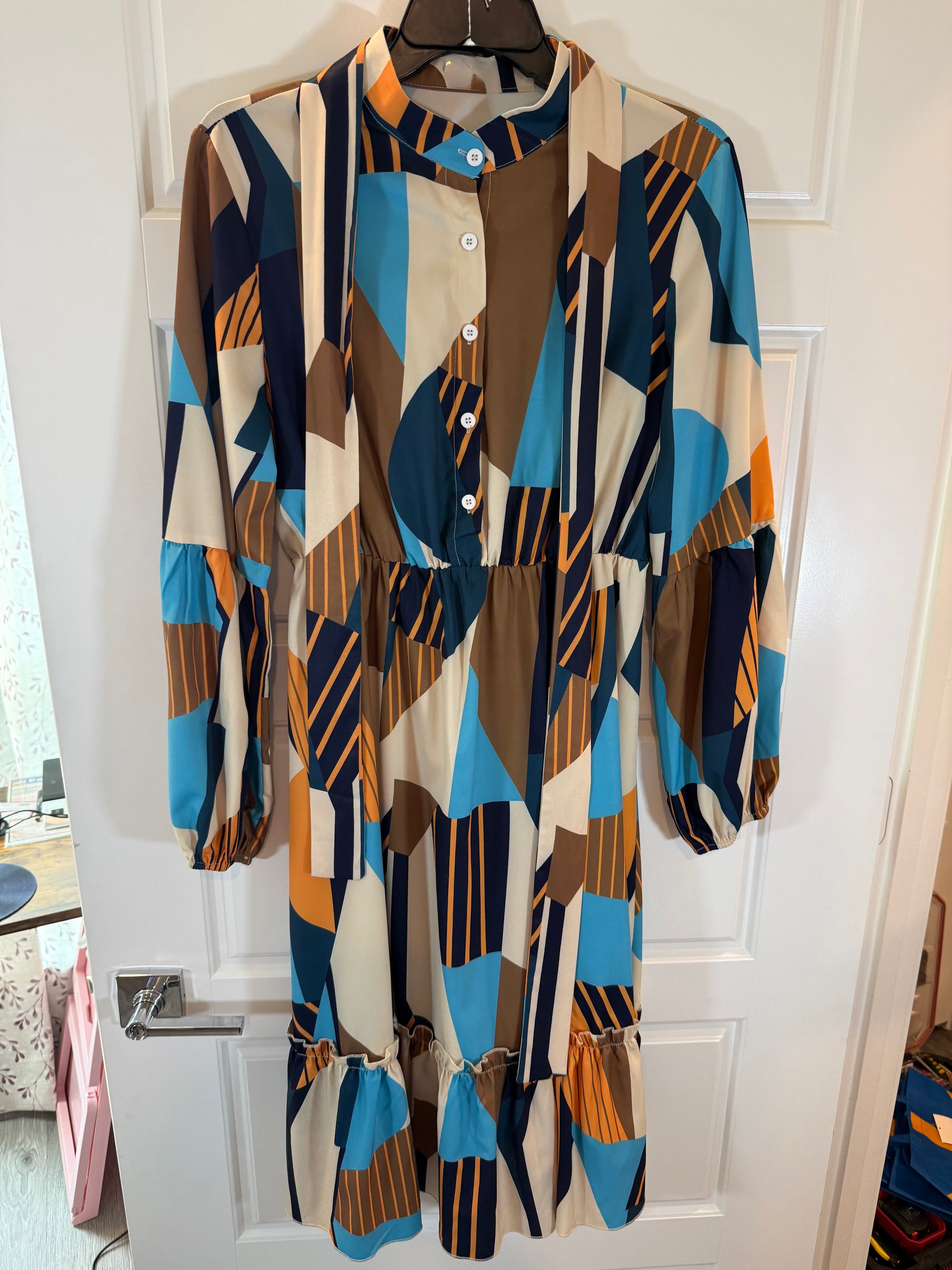 SHEIN Geometric Print Long Sleeve Dress Size S - Thumbnail 3
