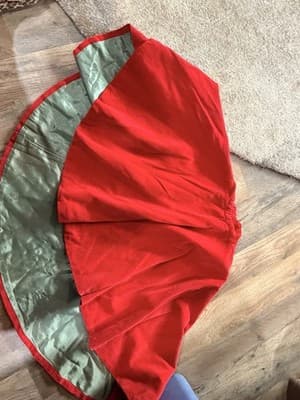 Vintage Velvet Christmas Cape / Tree Skirt - Thumbnail 3
