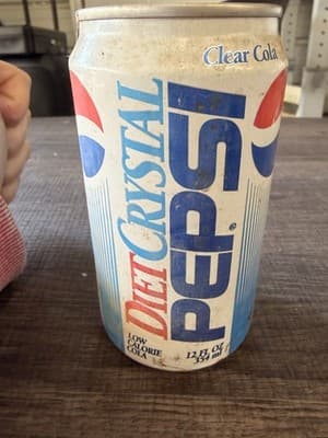 Pepsi Diet Crystal Pepsi Clear Cola 12 oz Original Can 10-14 White Blue Red - Thumbnail 3